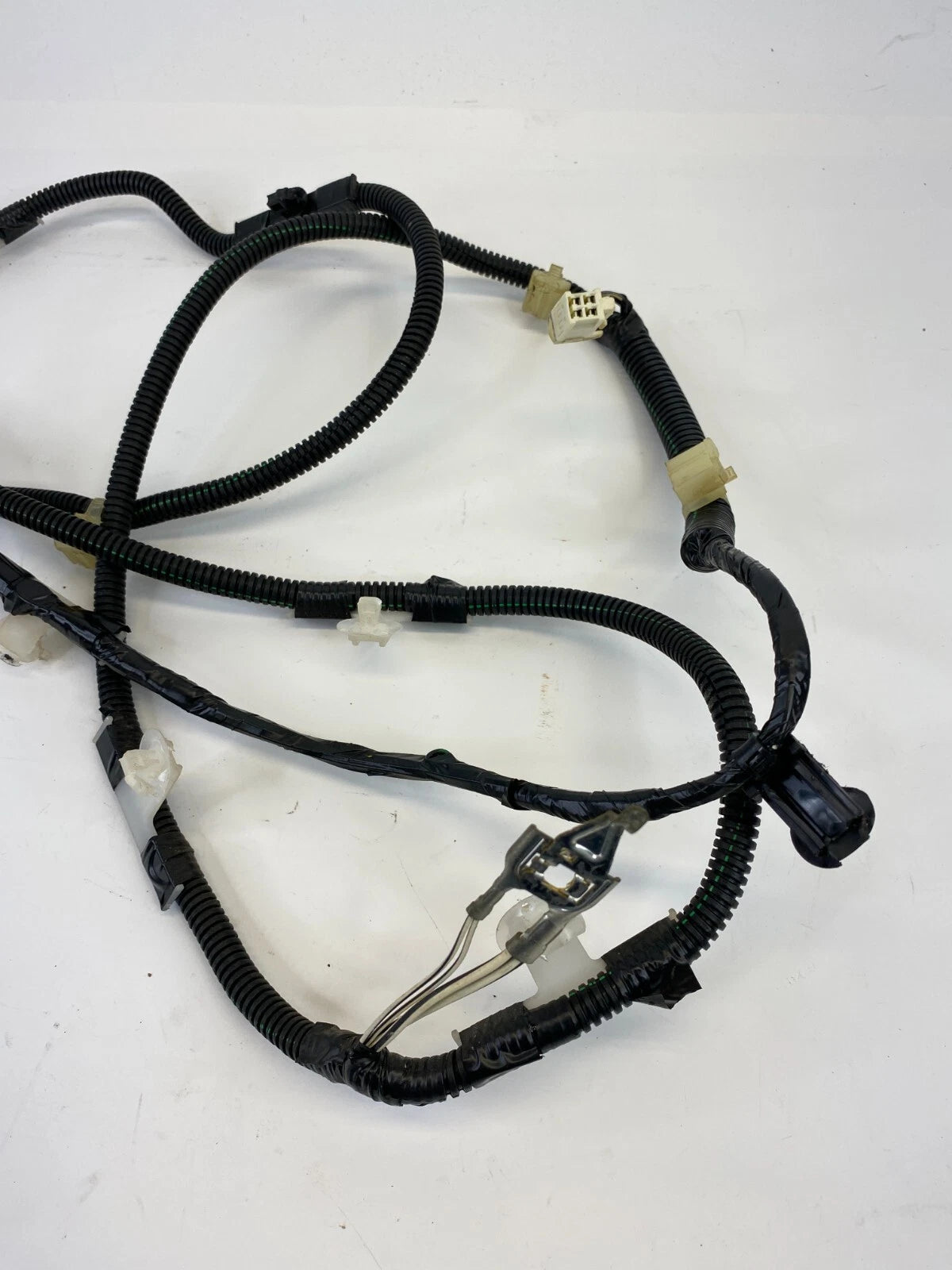 2009 09 TOYOTA COROLLA REAR TRUNK TAILGATE LID WIRE WIRING HARNESS OEM