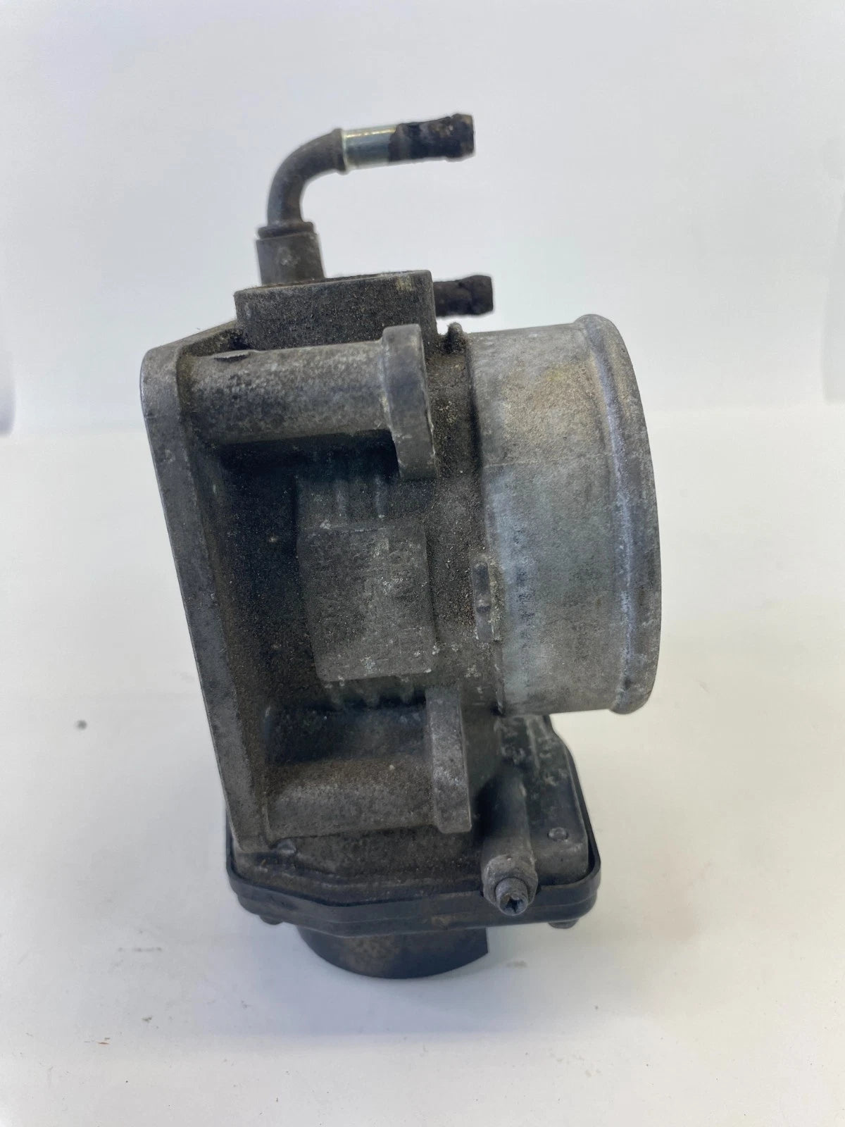 2007 2008 INFINITI G35 SEDAN RIGHT SIDE THROTTLE BODY THROTTLE VALVE SERA526-02
