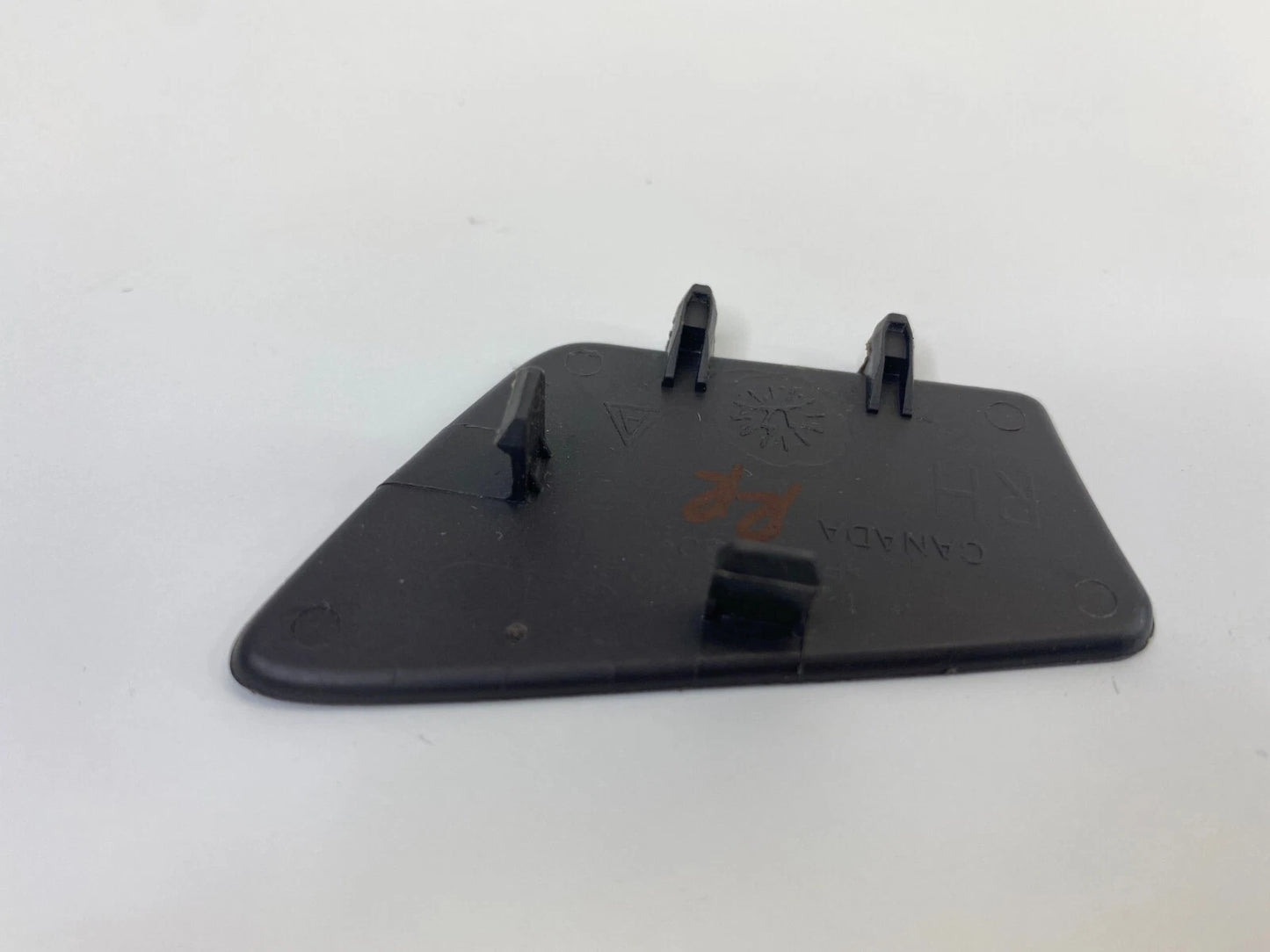 2011-2017 BUICK REGAL REAR RIGHT SIDE INTERIOR DOOR HANDLE BOLT CAP TRIM COVER