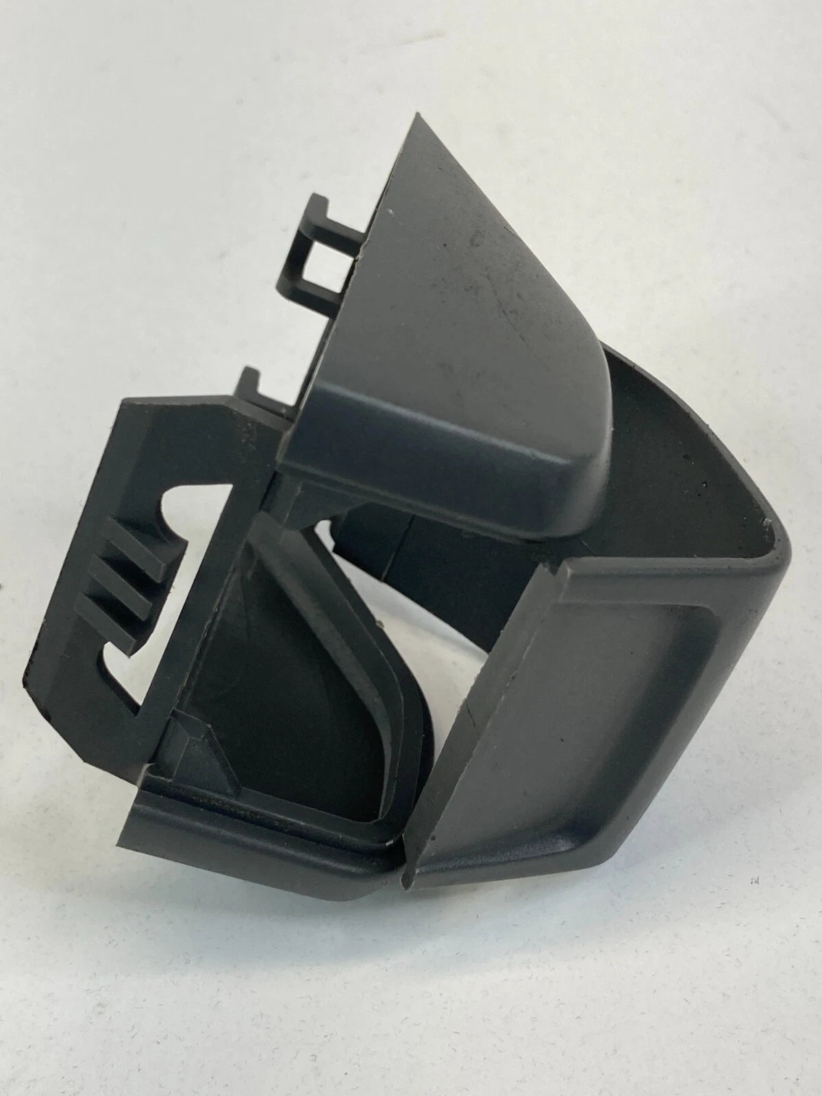 01 02 03 04 VOLVO S60 REAR SEAT CHILD RESTRAINT ANCHOR PLATE COVER TRIM OEM
