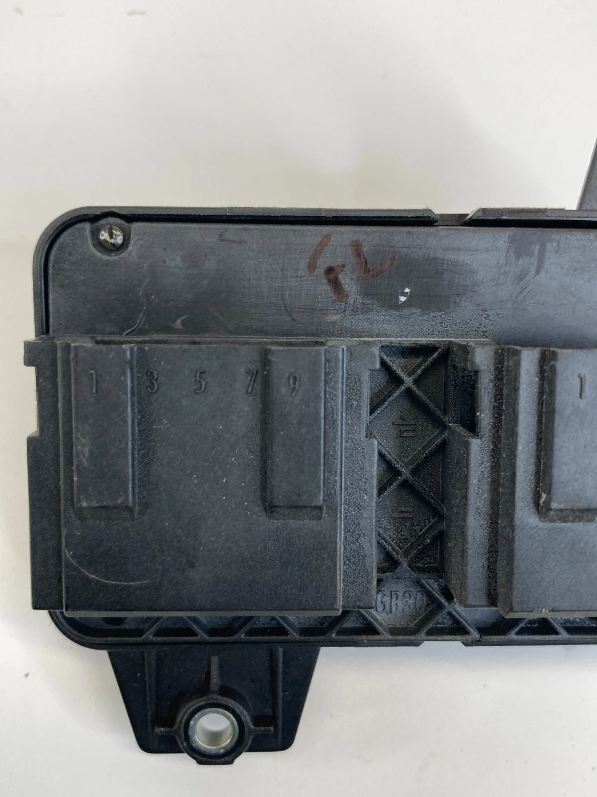 1998-2004 AUDI A6 QUATTRO FRONT LEFT POWER SEAT ADJUSTER SWITCH 4B0-959-765 OEM