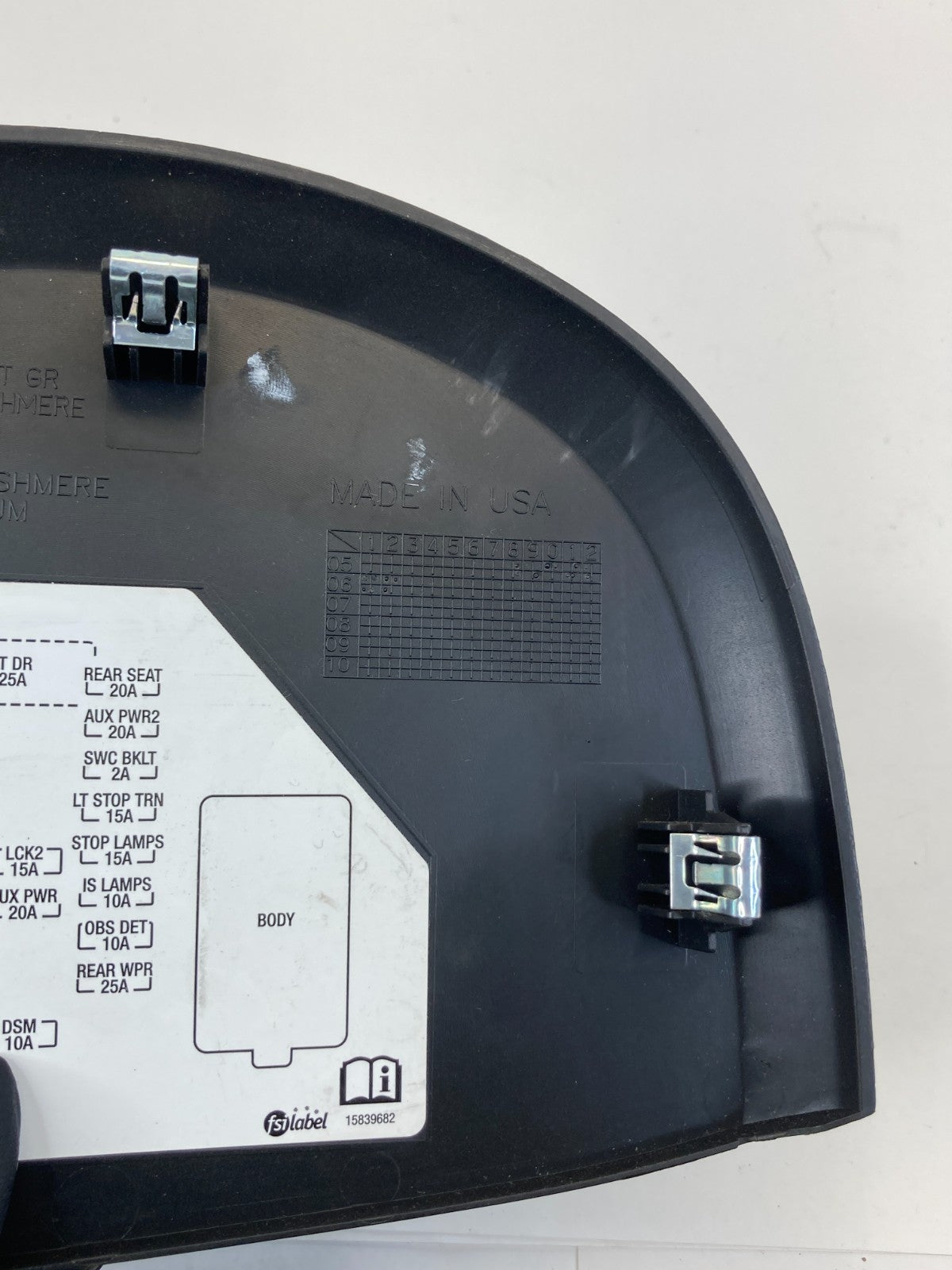 2007 GMC Yukon Chevrolet Tahoe Dash Left End Cap Cover Bezel Trim 15839736 OEM