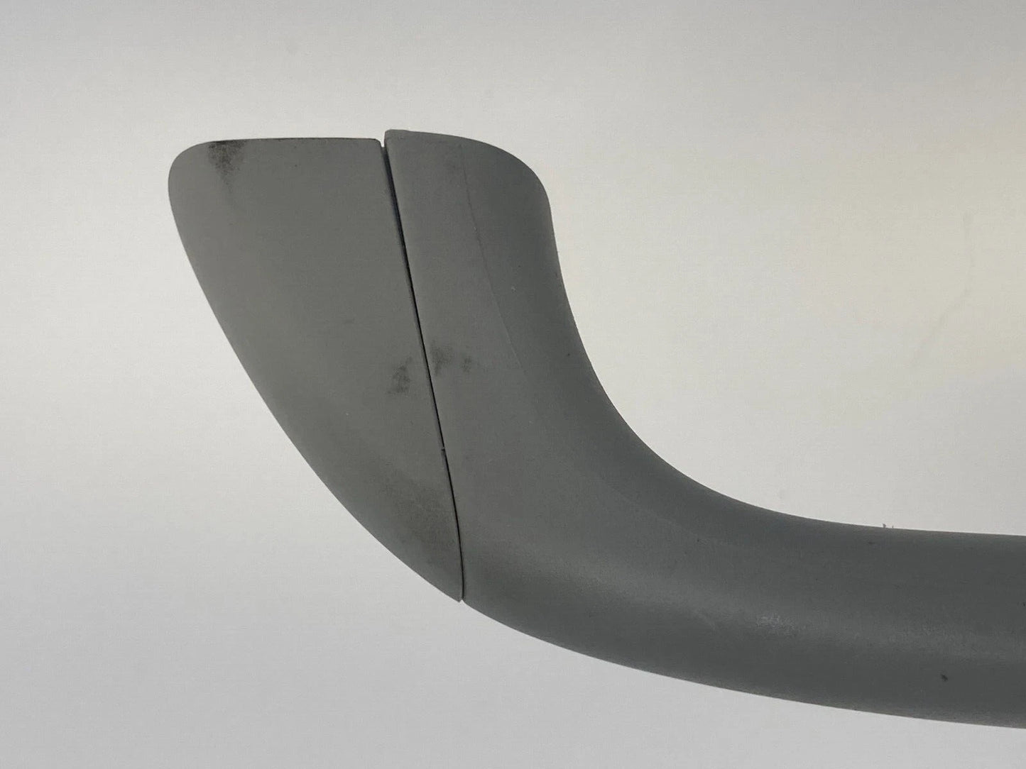 2001-2007 TOYOTA HIGHLANDER REAR RIGHT ROOF INNER GRAB GRIP ASSIST HANDLE OEM