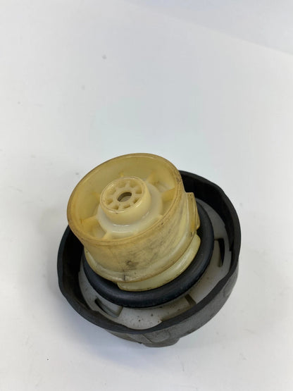 2007-2011 DODGE NITRO 2000-2009 DURANGO FUEL FILLER TANK CAP GAS COVER OEM