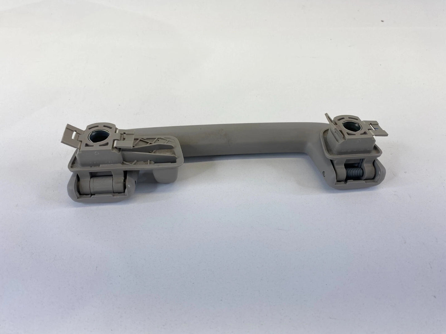 2006-2011 VOLVO S40 REAR RIGHT SIDE ROOF GRIP GRAB HANDLE COURTESY OEM