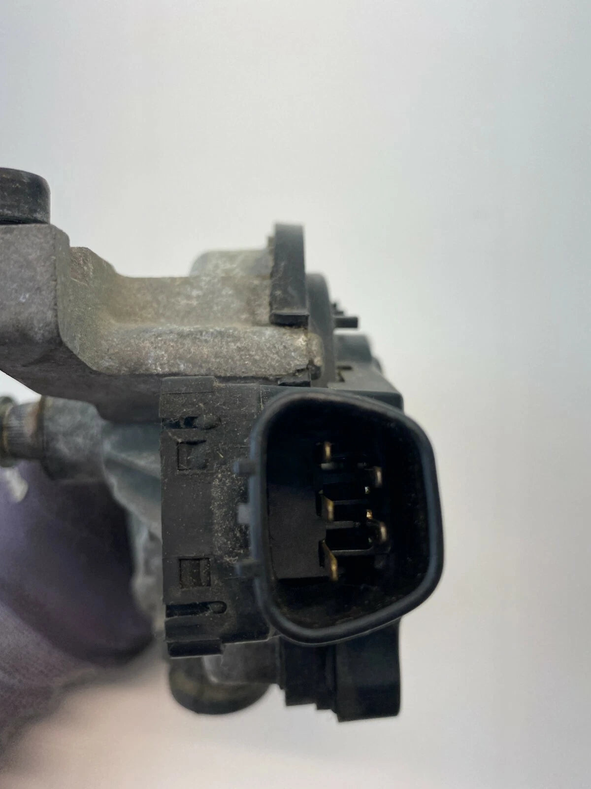 2006-2009 FORD FUSION SEL SEDAN 3.0L FRONT WINDSHIELD WIPER MOTOR OEM AX159010