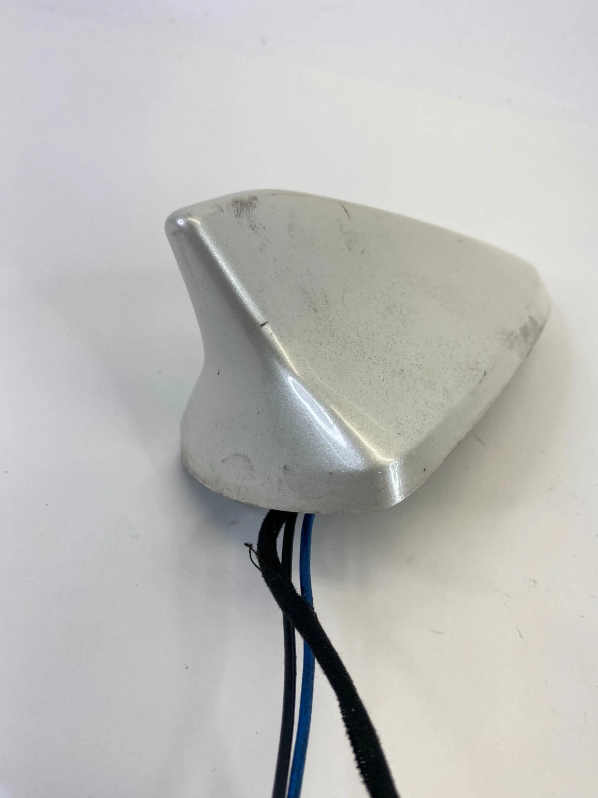 2009-2015 CADILLAC CTS ROOF MOUNT SHARK FIN RADIO ANTENNA 25931739 OEM