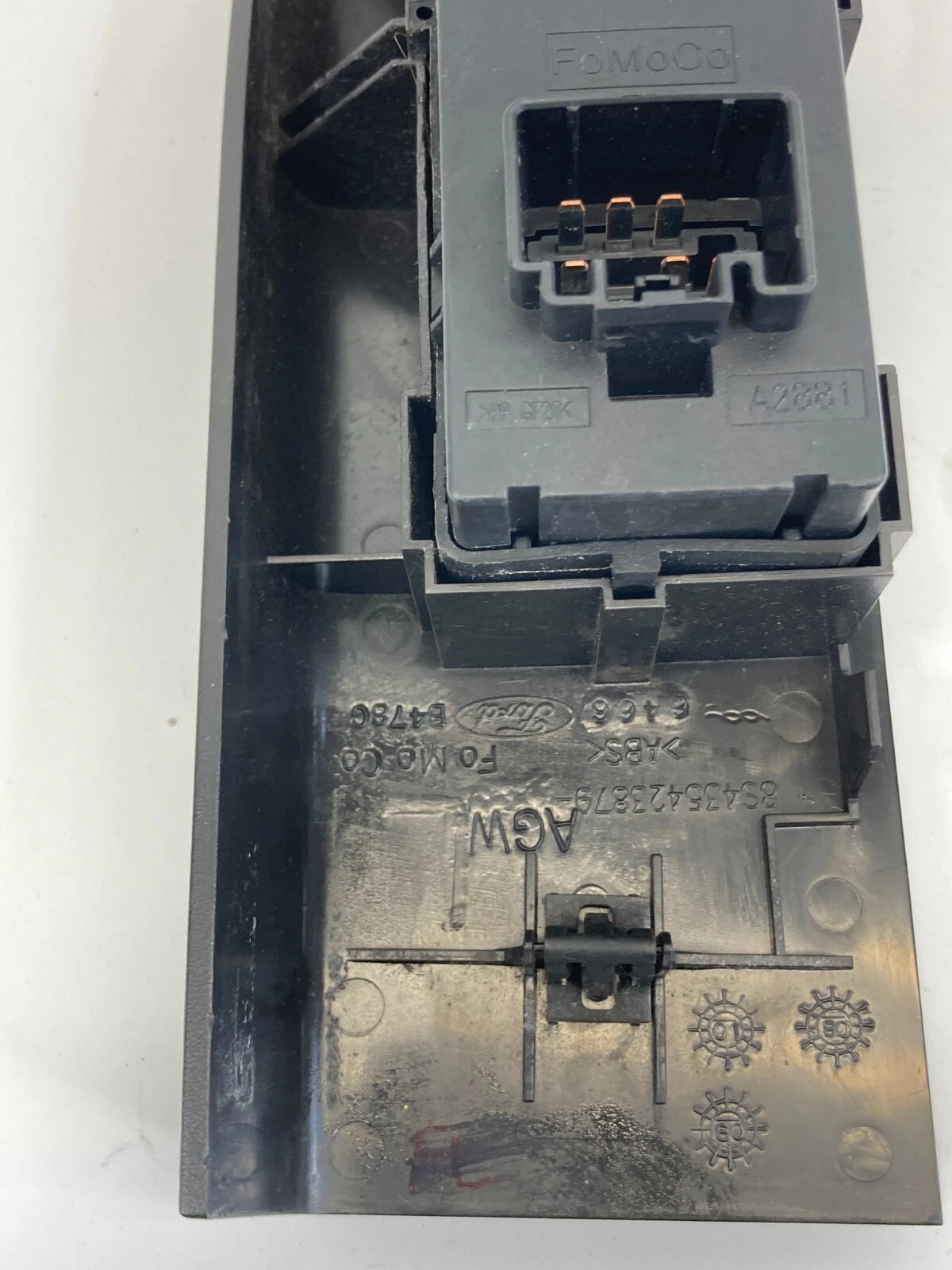 2008-2011 FORD FOCUS FRONT LEFT SIDE DOOR POWER MASTER WINDOW SWITCH 8L8T-14540
