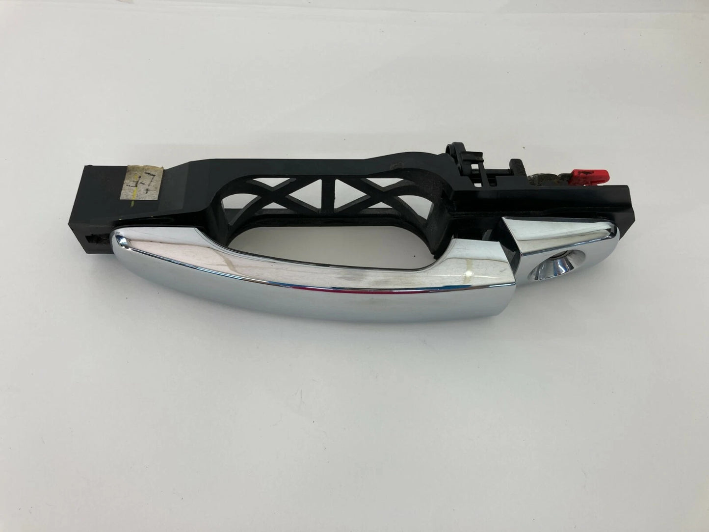 2007-2010 SATURN OUTLOOK FRONT LEFT DRIVER SIDE EXTERIOR DOOR HANDLE ASSEMBLY