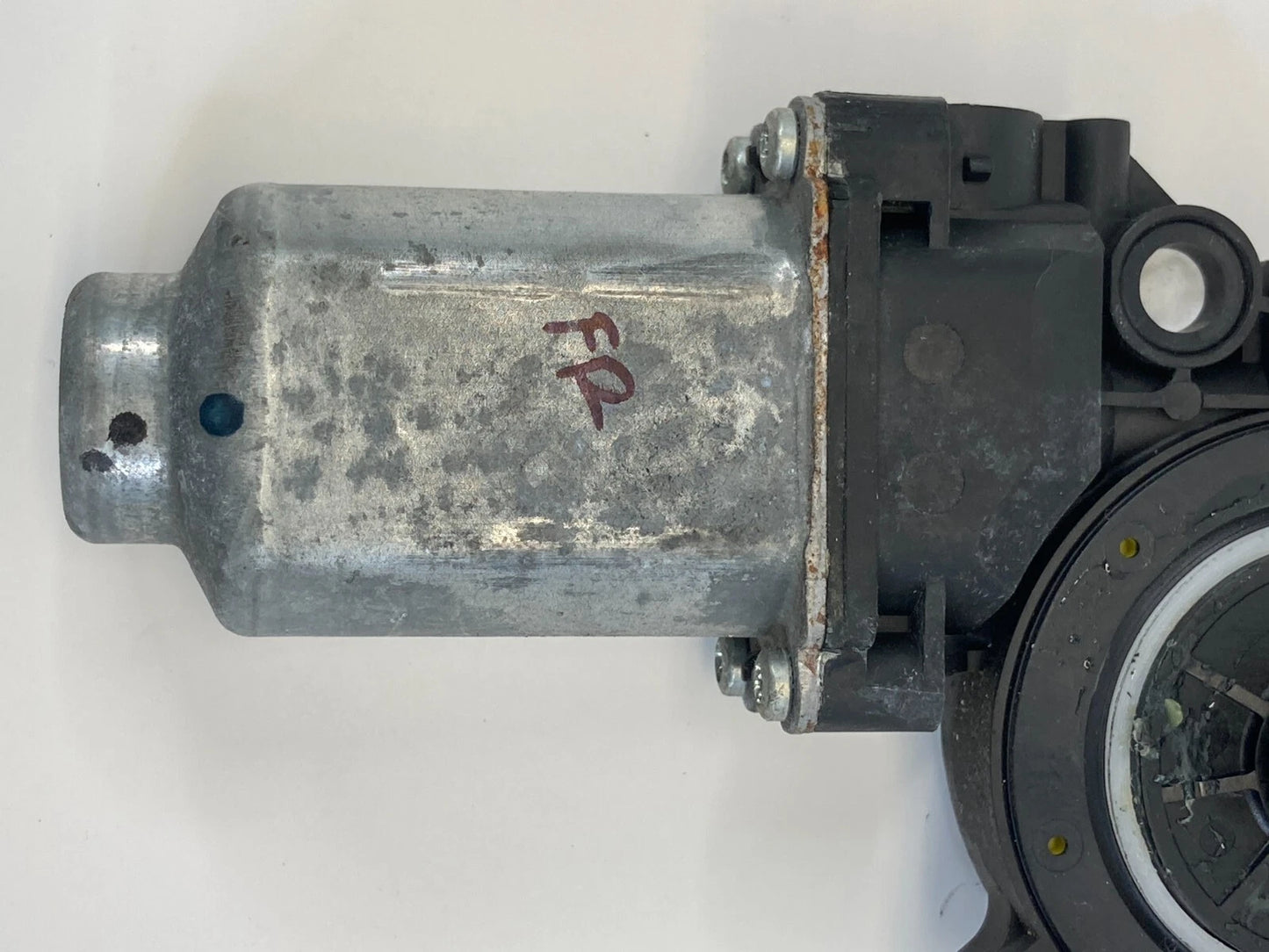 2012-2017 HYUNDAI ACCENT SEDAN FRONT RIGHT PASSENGER SIDE POWER WINDOW MOTOR OEM