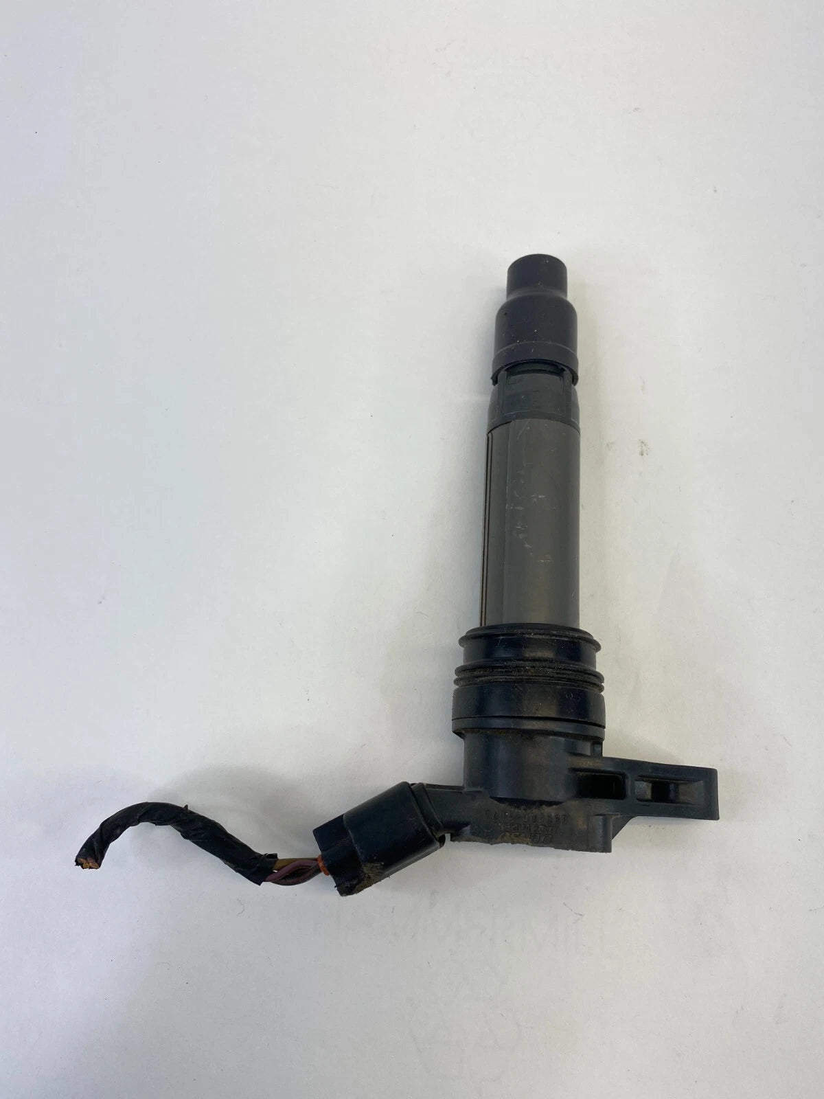 2008-2015 VOLVO XC70 3.2L L6 A/T ENGINE IGNITION IGNITER COIL PLUG 099700-1070