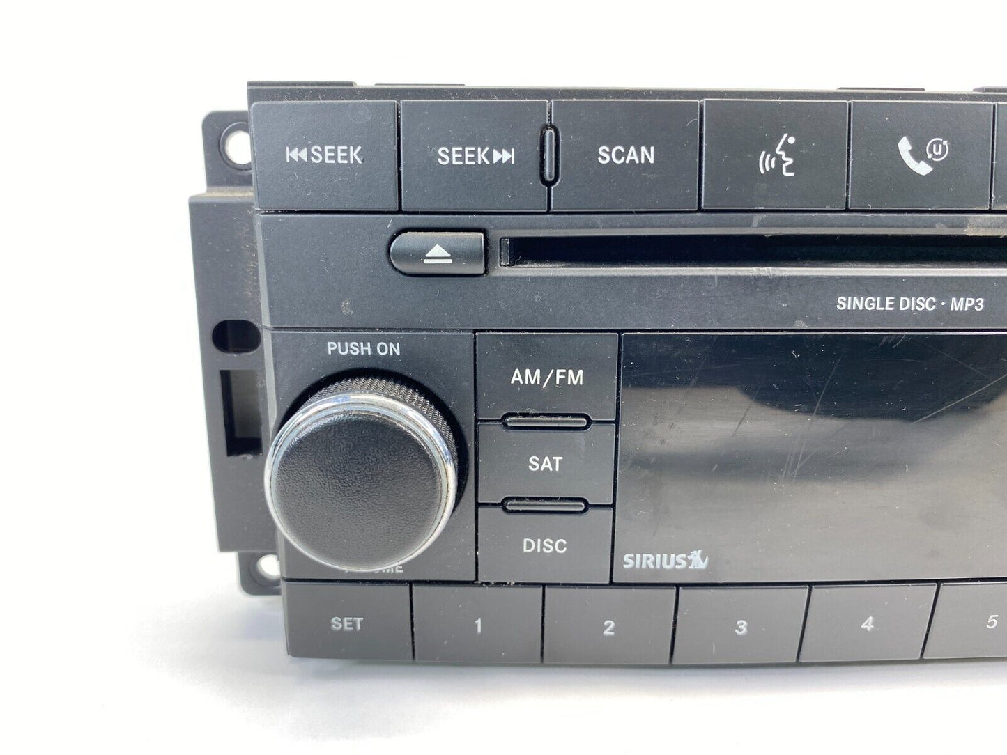 2008 Chrysler Town & Country Touring AM /FM Radio CD Cassette Player 5064421AF