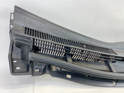 2010-2015 TOYOTA PRIUS FRONT WINDSHIELD WIPER COWL GRILLE PANEL 55781-47110 OEM