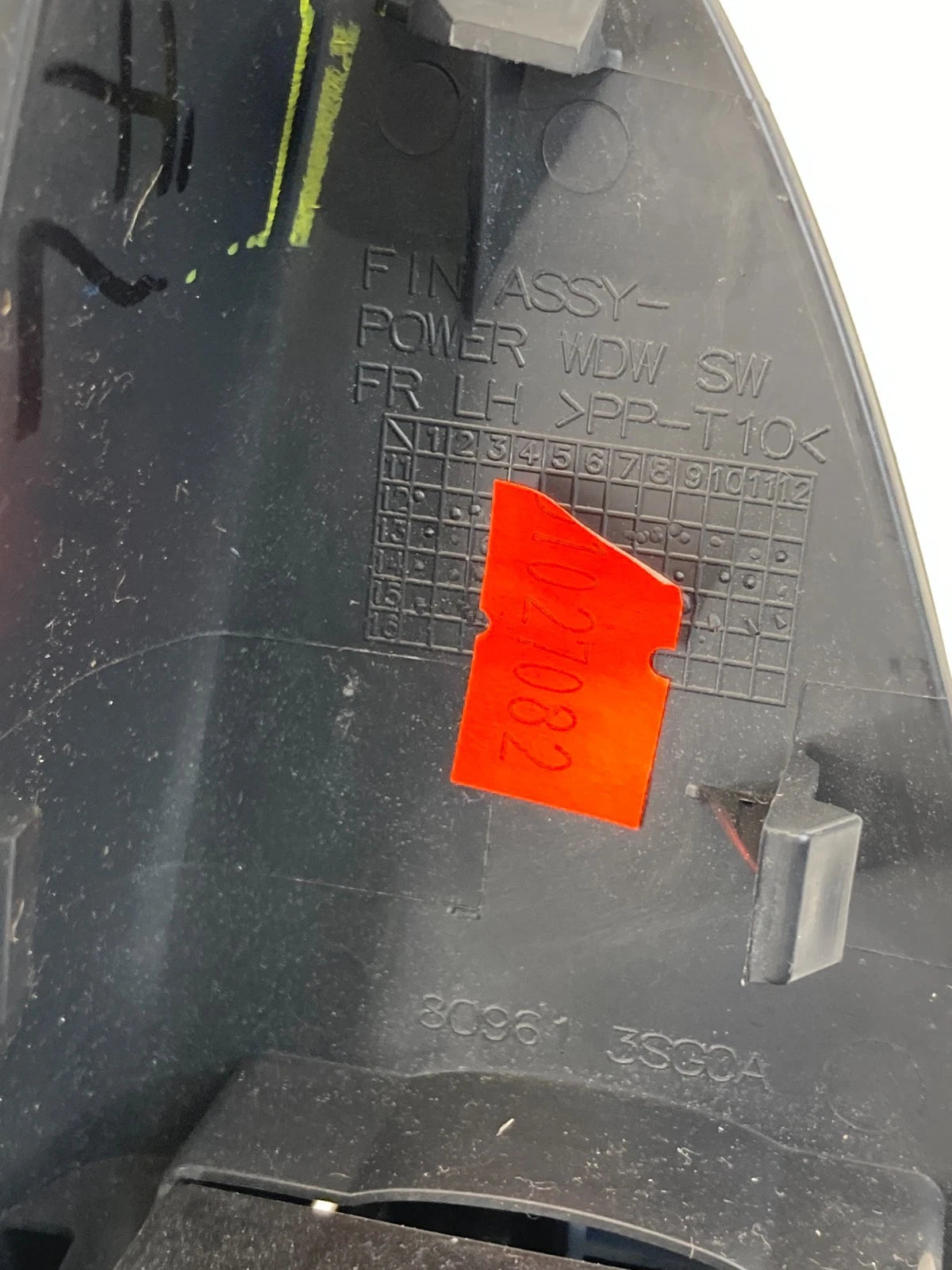 2013-2019 Nissan Sentra Left Door Master Power Window Control Switch w/ Bezel