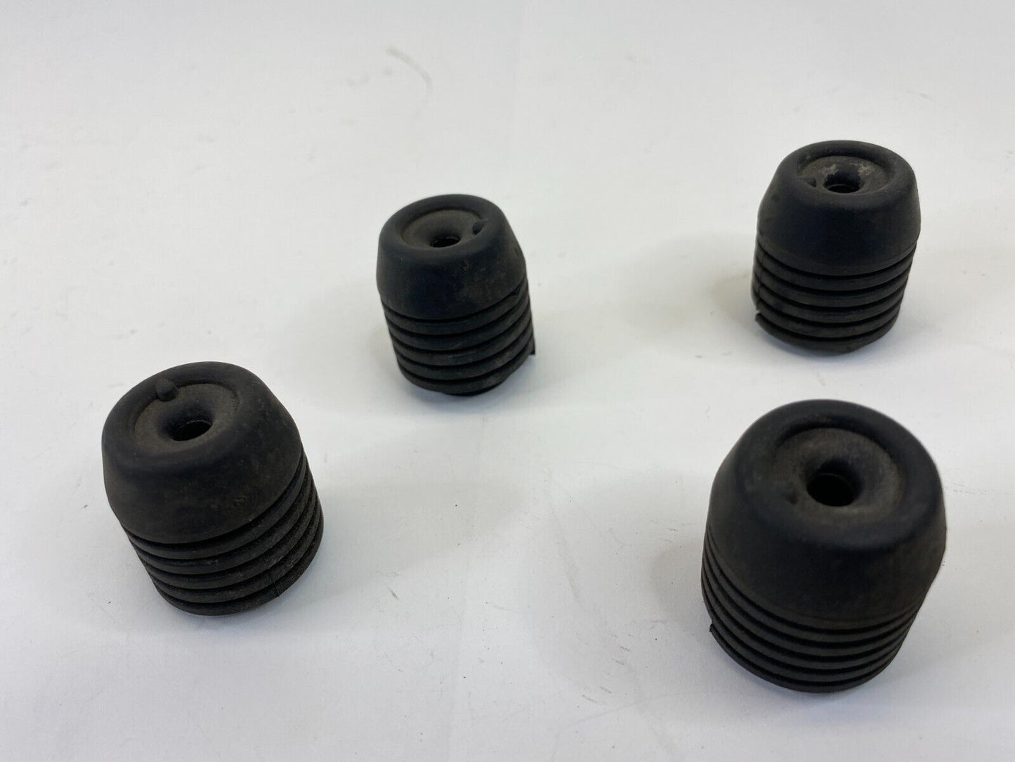 2007-2009 Hyundai Santa Fe Front Hood Stopper Adjustment Rubber Set of 4