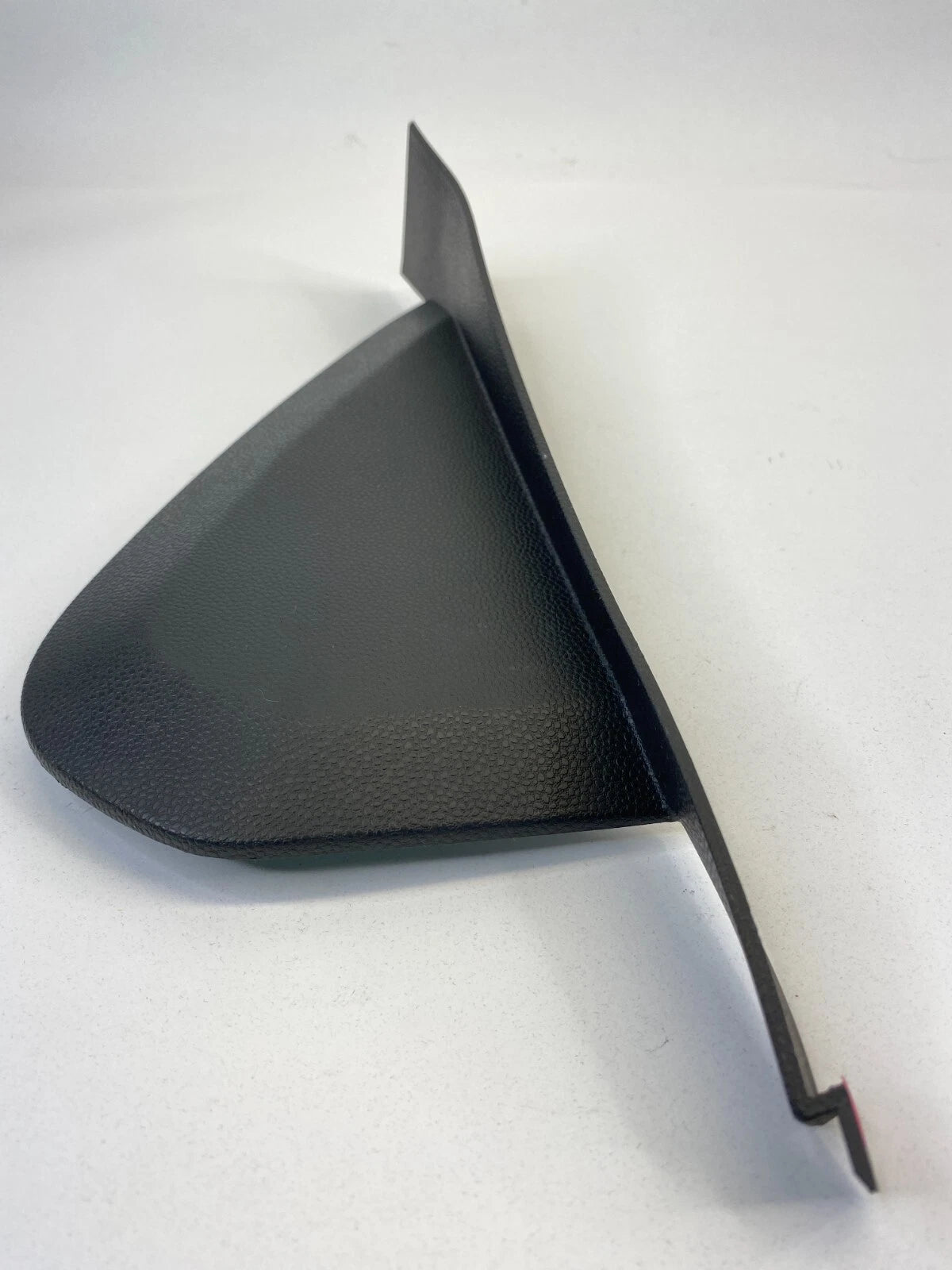11-13 FORD FIESTA FRONT LEFT SIDE CAP END PANEL COVER BEZEL TRIM AE83A044C61
