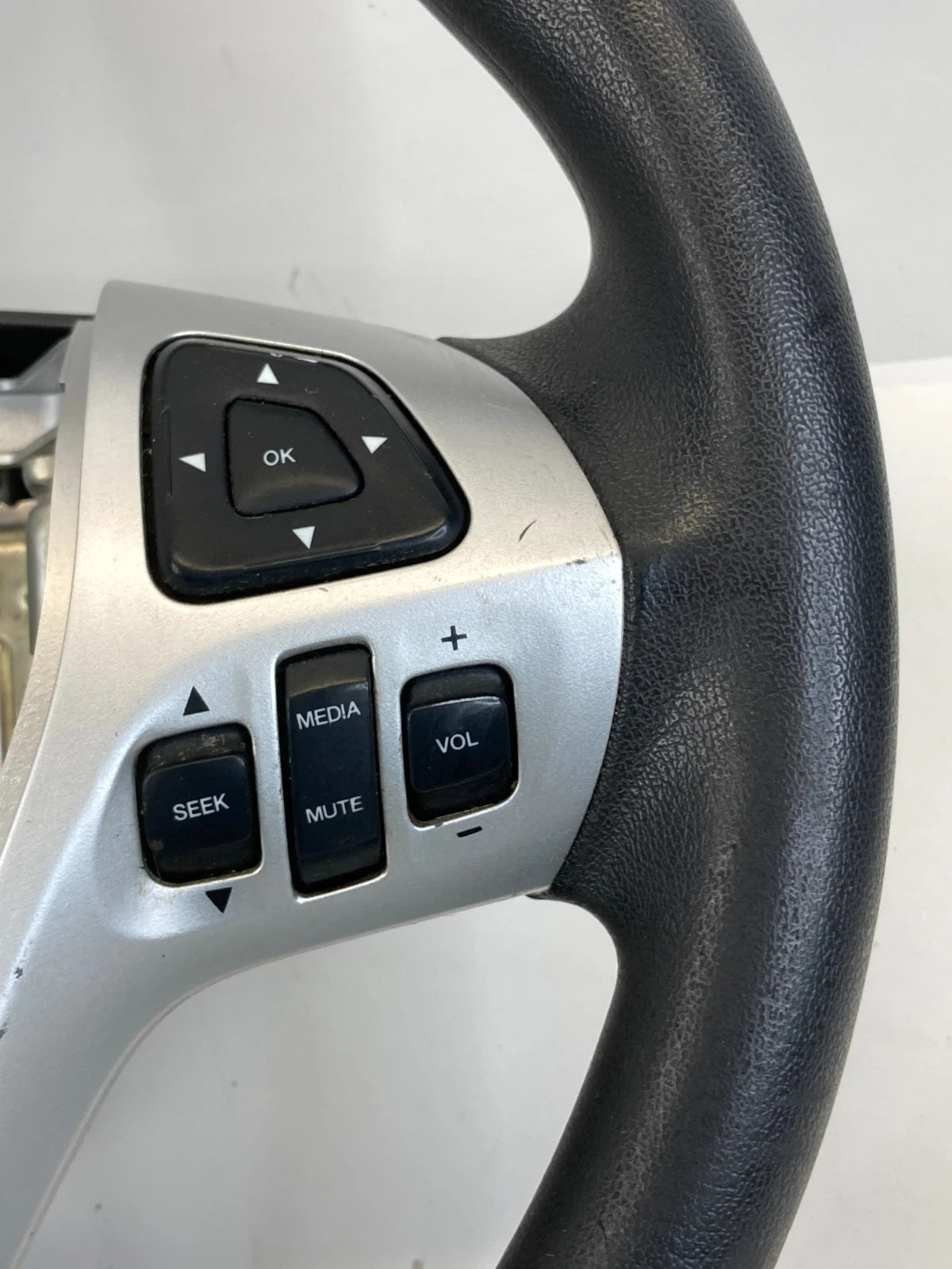 2011-2015 FORD EXPLORER 2013-2015 FORD INTERCEPTOR UTILITY STEERING WHEEL OEM