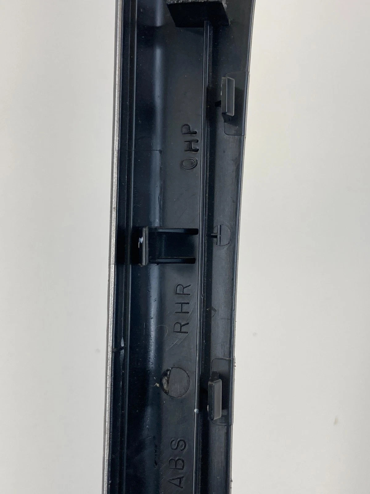 05-09 PONTIAC G6 FRONT RIGHT INTERIOR DOOR PULL HANDLE MOLDING BEZEL TRIM OEM