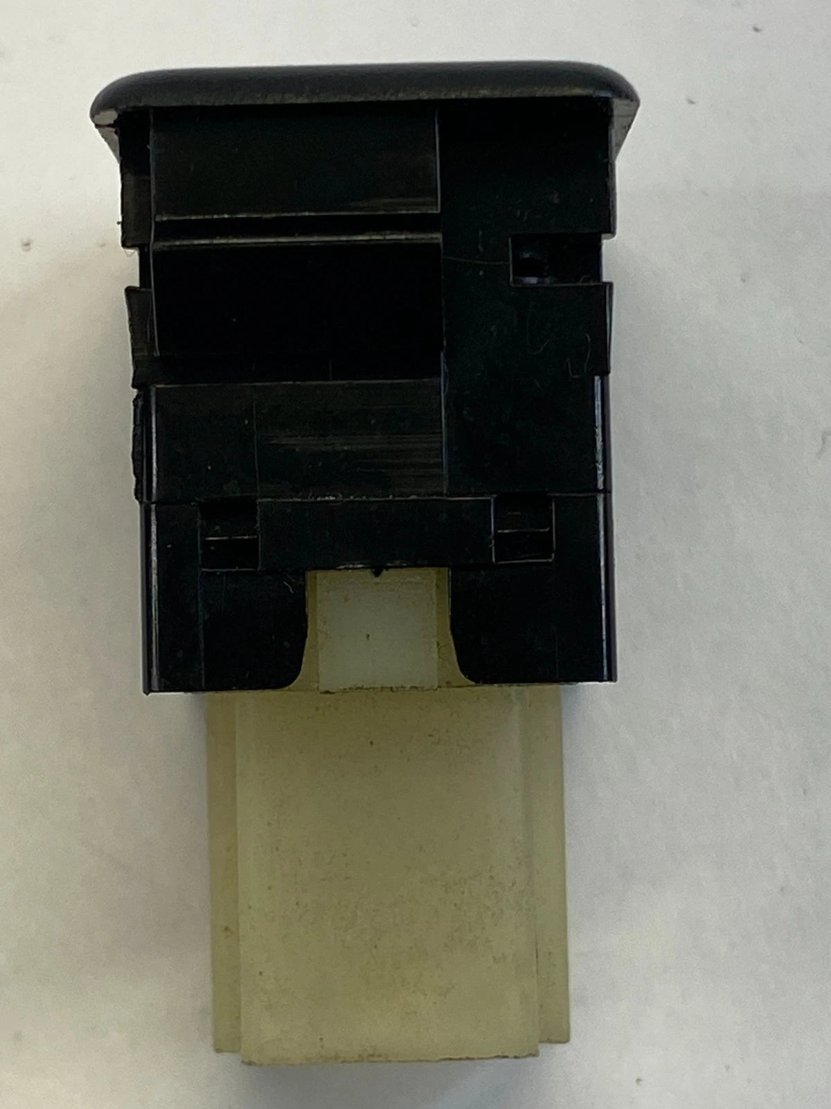 2007-2012 NISSAN ALTIMA SEDAN REAR TRUNK LID OPEN RELEASE CONTROL SWITCH OEM