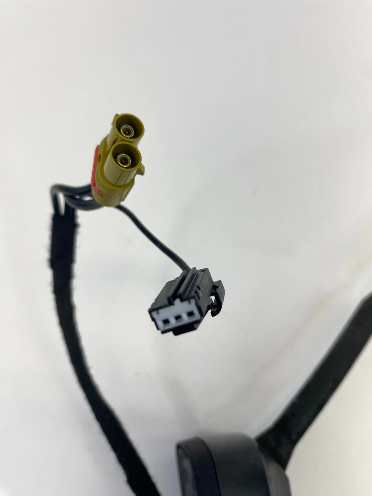 2013-2019 Ford Police Interceptor Utility Roof Mount Radio Antenna Base Mast OEM