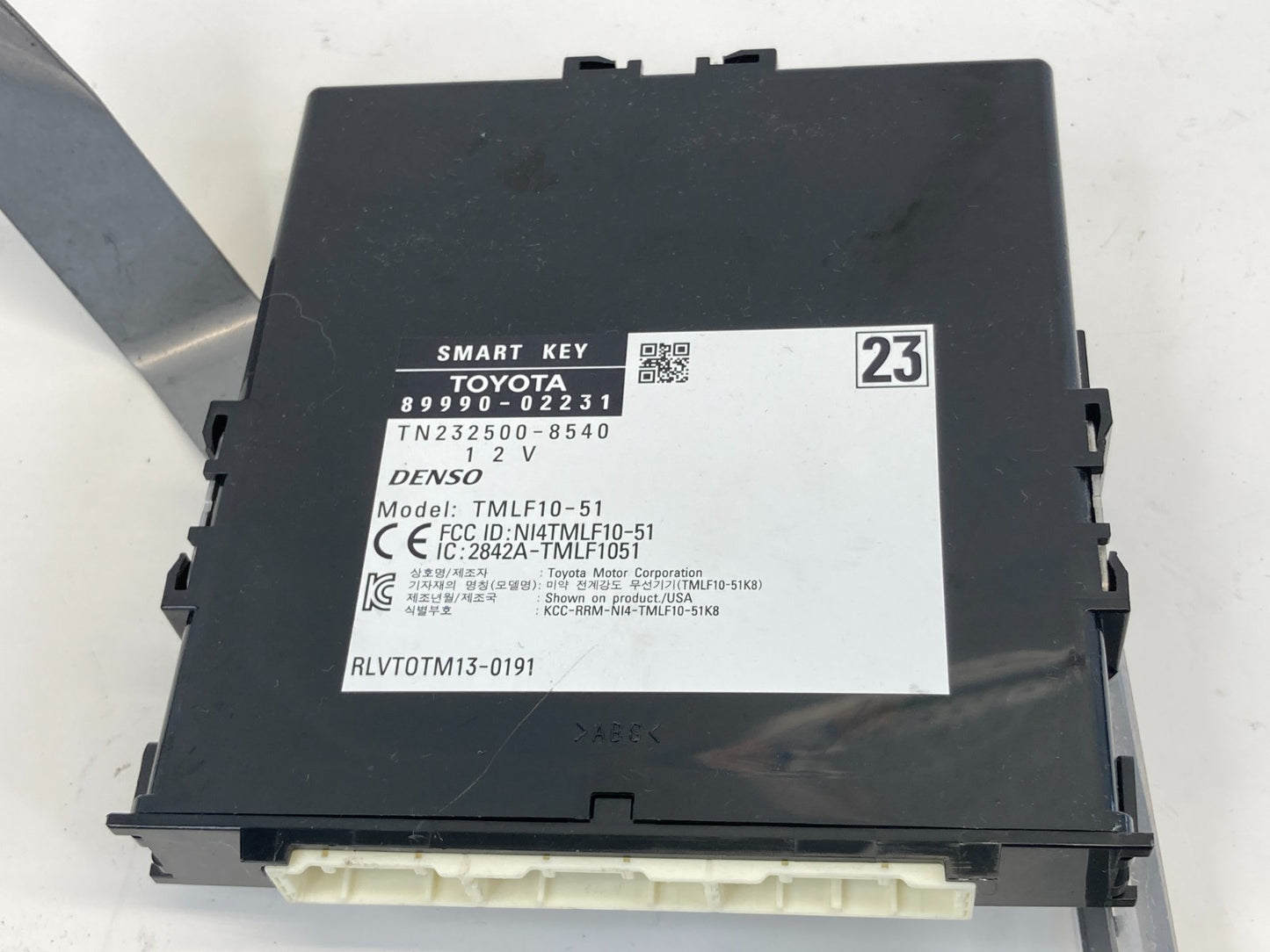 2014-2019 Toyota Corolla Theft Locking Smart Key Control Module 89990-02231 OEM