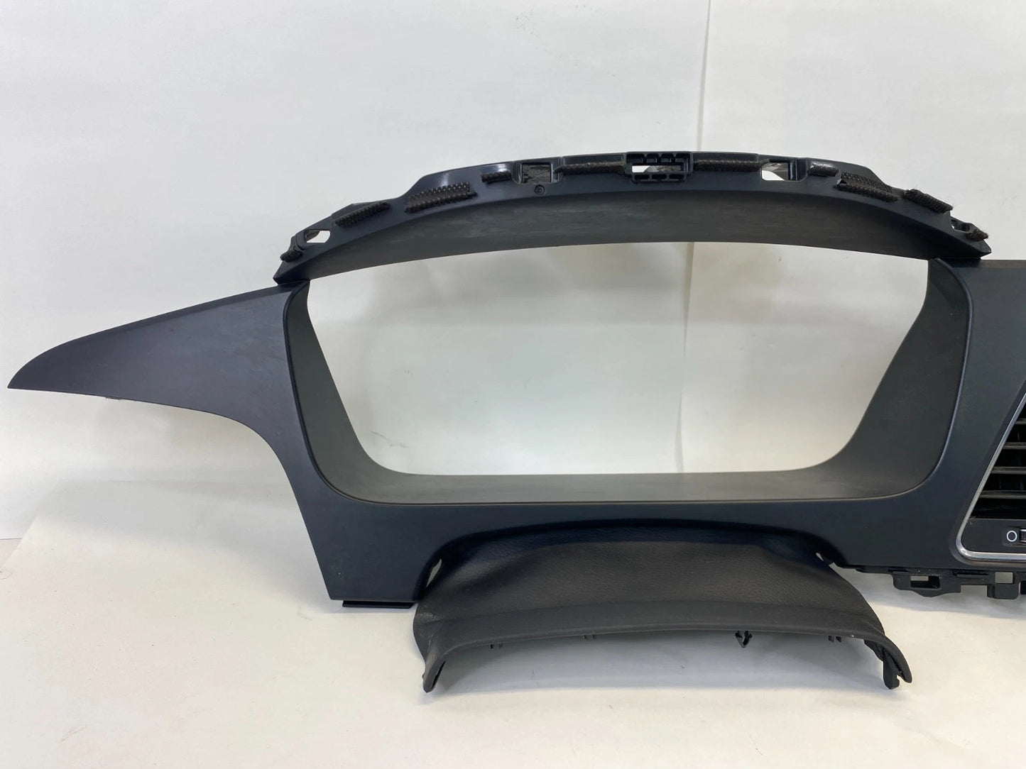 2015-2017 HYUNDAI SONATA UPPER DASH BEZEL SPEDOMETER COVER PANEL TRIM AC VENTS