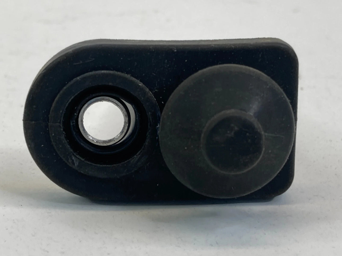 05-10 KIA SPORTAGE FRONT RIGHT DOOR AJAR JAMB LIGHT COURTESY CONTROL SWITCH OEM