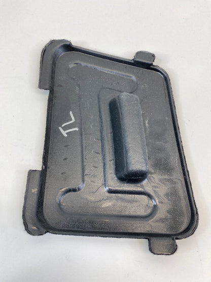 2009 2010 HYUNDAI SONATA REAR LEFT SIDE TAIL LIGHT TRUNK TRIM COVER PANEL OEM