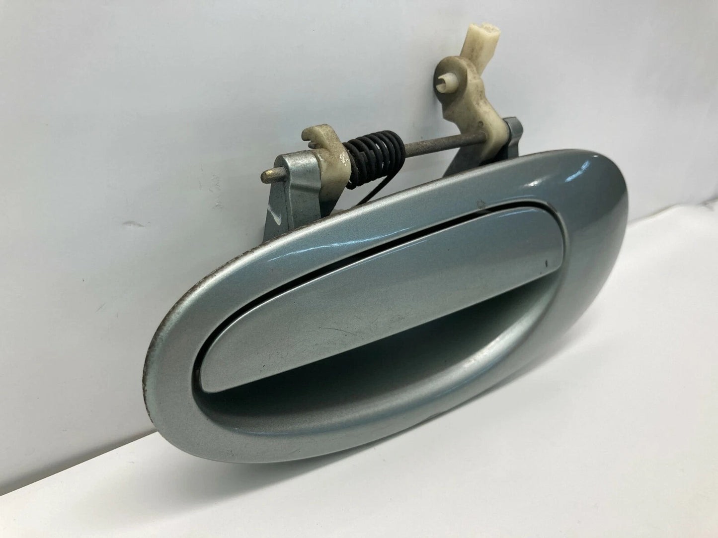 01-06 CHRYSLER SEBRING SEDAN REAR LEFT DRIVER EXTERIOR DOOR HANDLE 0QA51TRMA OEM