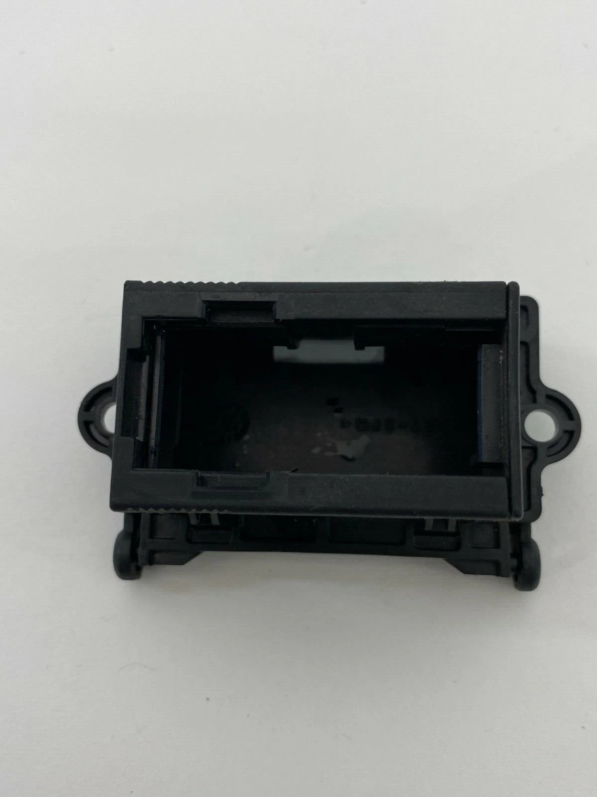 2000-2006 MERCEDES-BENZ S430 S500 DIAGNOSTIC PLUG PORT COVER TRIM 2025402373 OEM