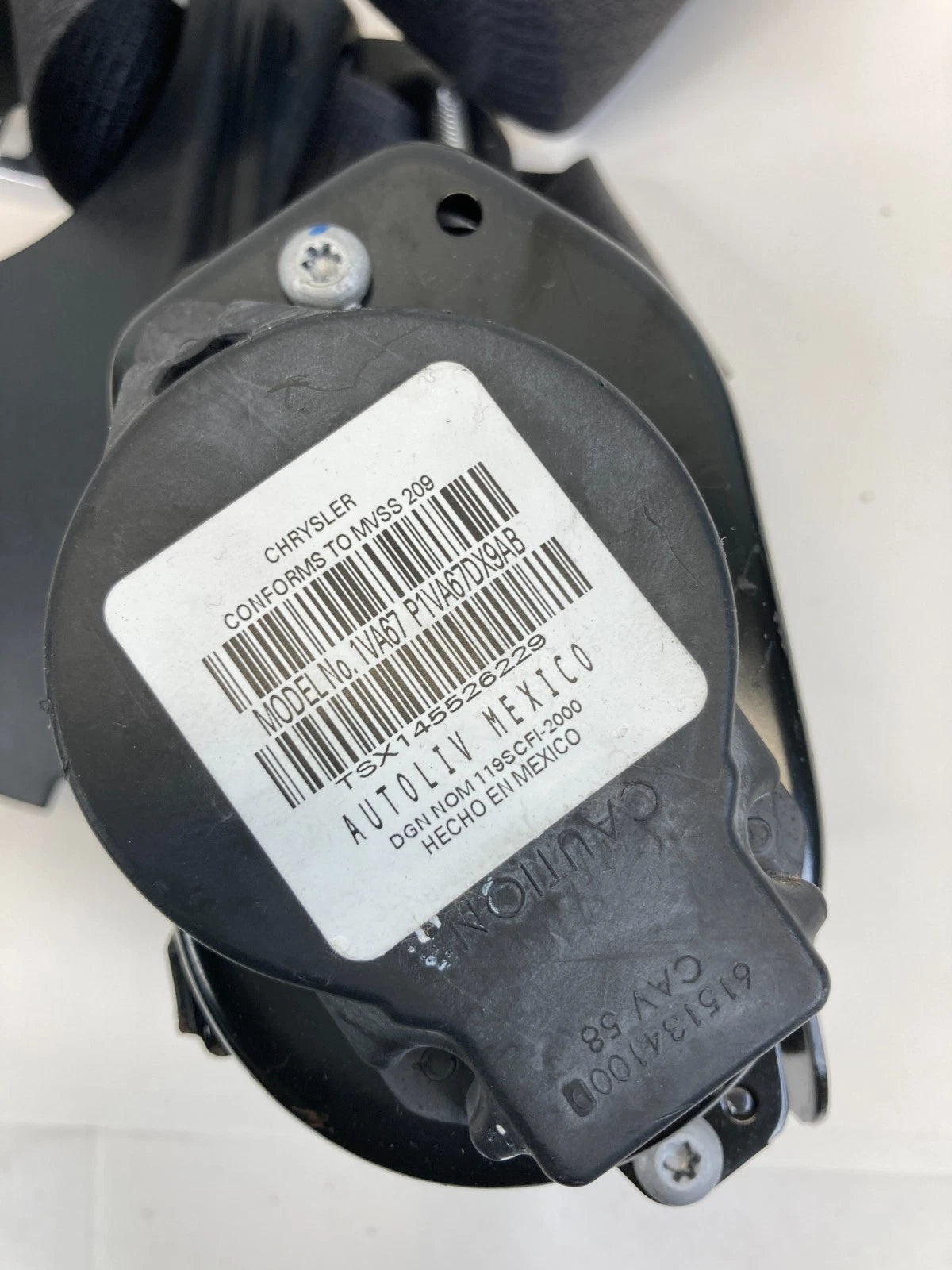 15-17 CHRYSLER 200 FRONT LEFT SIDE SEAT BELT RETRACTOR PRETENSIONER 68164339AB