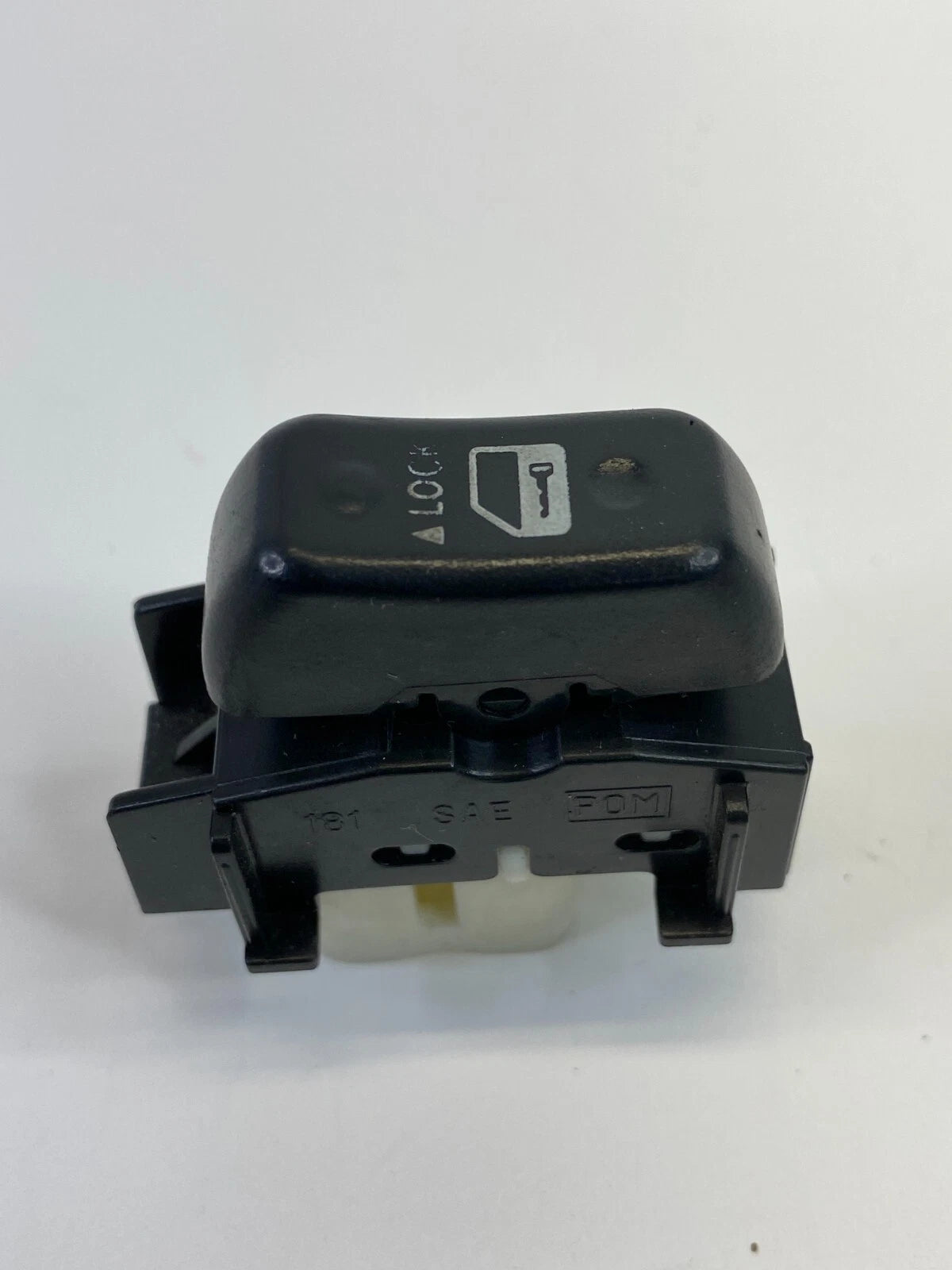 2004-2008 TOYOTA SOLARA FRONT RIGHT PASSENGER SIDE DOOR LOCK SWITCH ASSEMBLY OEM