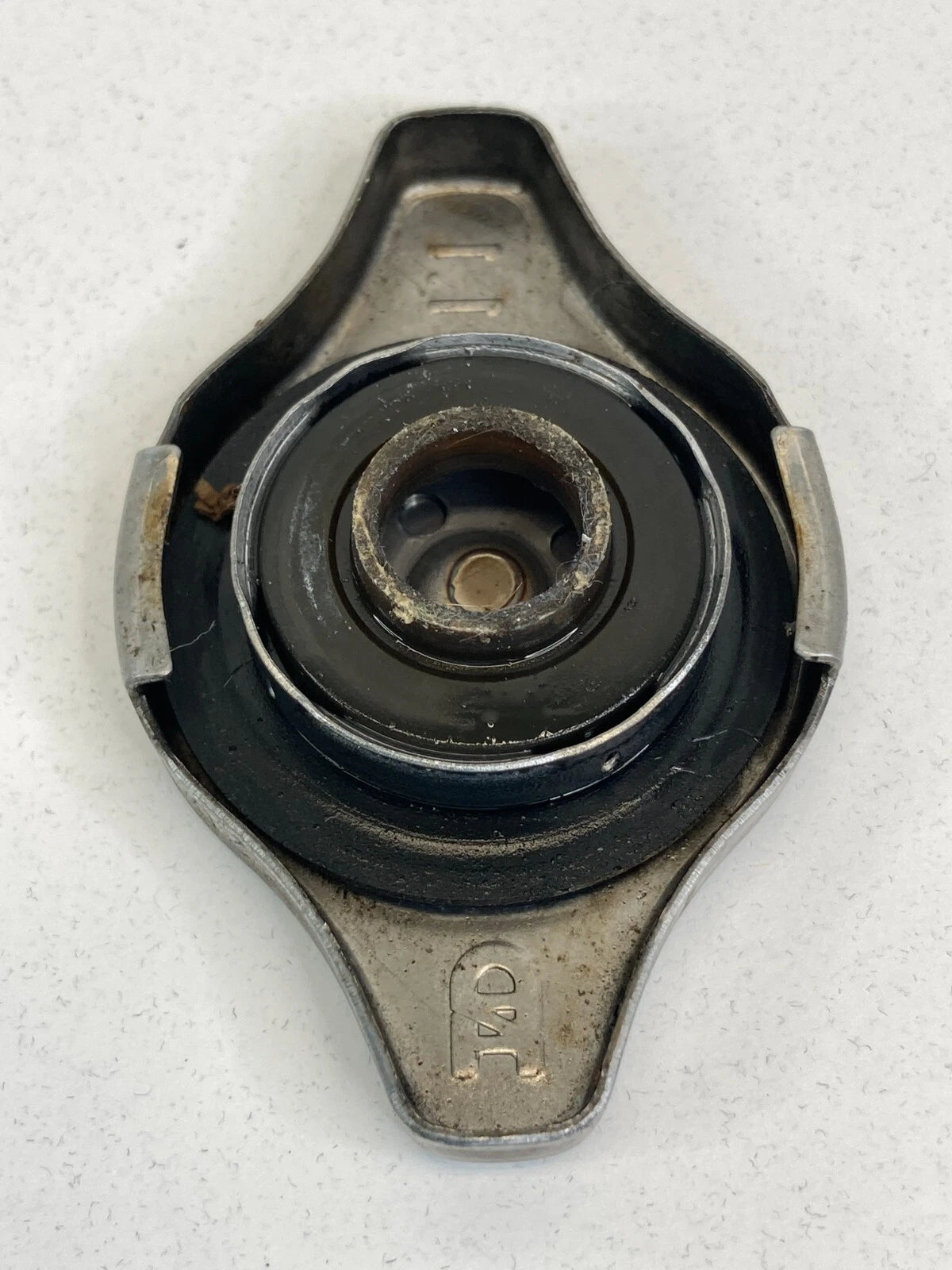 2001-2013 HONDA CIVIC EX 1.8L L4 16V ENGINE COOLANT RADIATOR EXPANSION CAP COVER