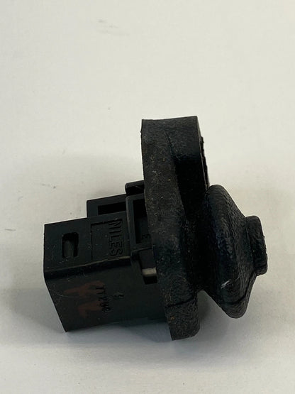 2000-2012 NISSAN SENTRA REAR RIGHT PASSENGER SIDE DOOR JAMB AJAR SWITCH SENSOR