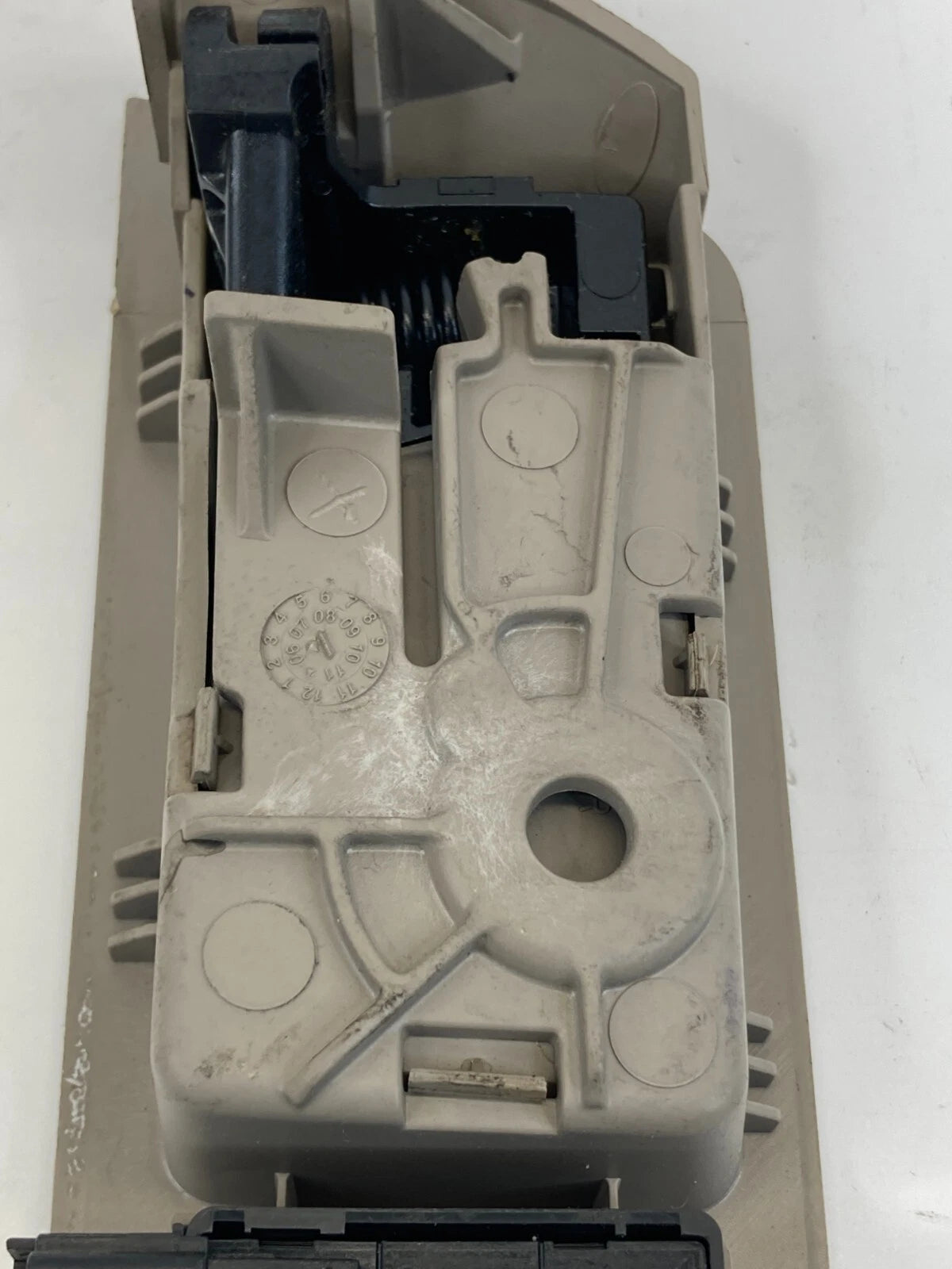 2008-2011 FORD FOCUS FRONT RIGHT SIDE INNER DOOR HANDLE W/ LOCK SWITCH OEM