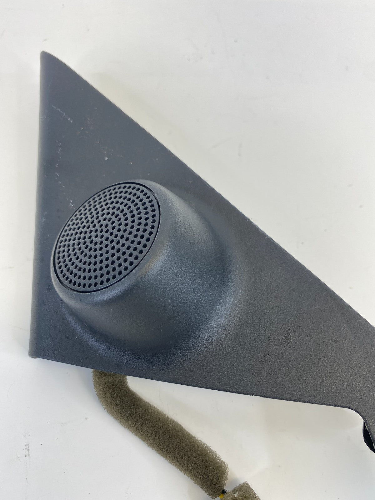 06-10 Kia Optima Front Left Side Tweeter Speaker Corner Cover Bezel 87650-2G020