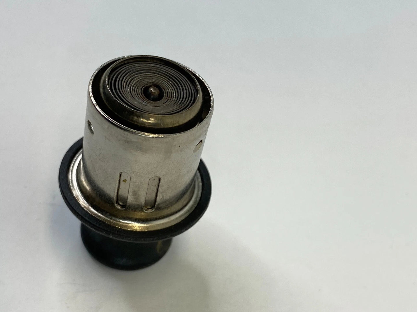 2004 2005 2006 KIA SPECTRA DASH CIGARETTE LIGHTER POWER OUTLET OEM