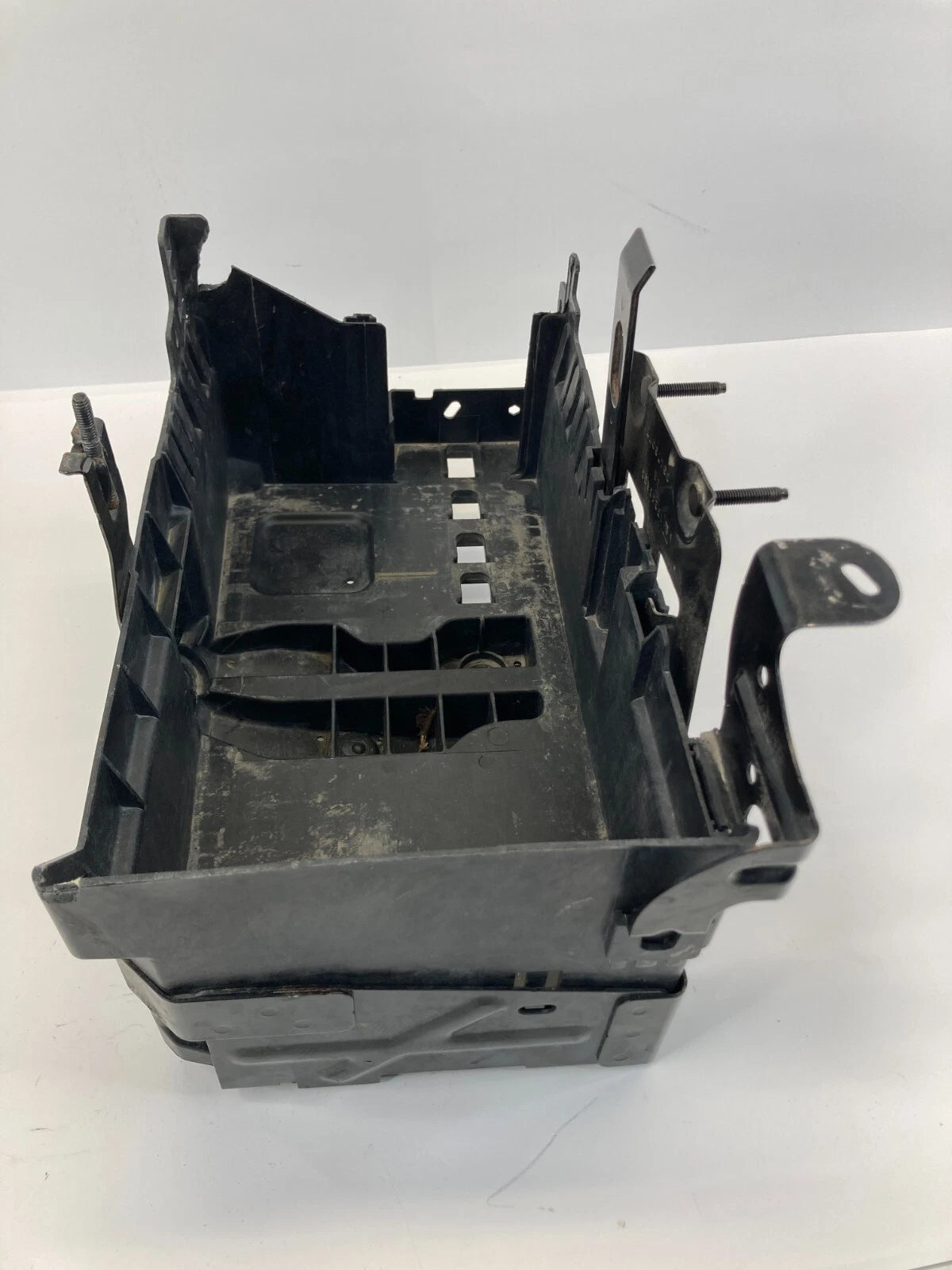 2011-2016 CHEVROLET CRUZE 16 LIMITED ENGINE CONTROL MODULE ECU BRACKET SUPPORT