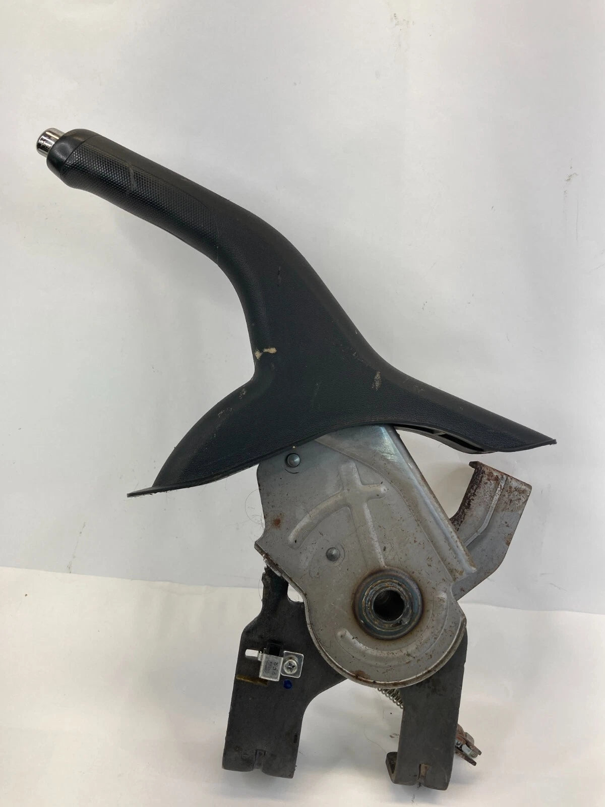 2010-2013 KIA SOUL 1.6L M/T EMERGENCY PARKING BRAKE HANDLE E-BRAKE LEVER ASSY