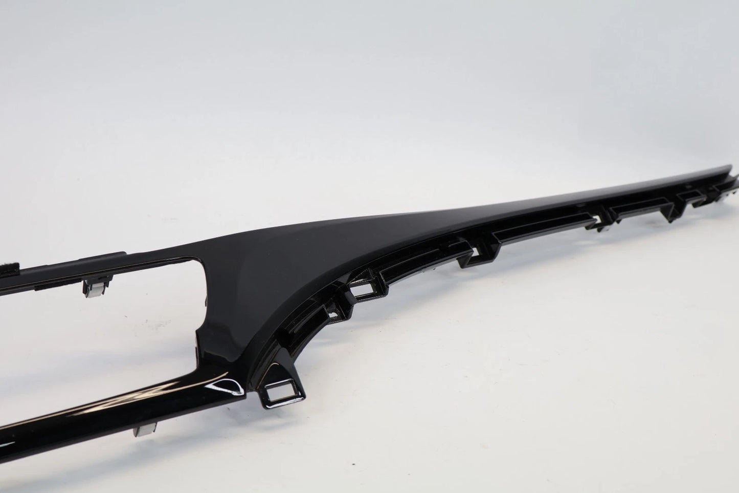 2016-2022 HONDA PILOT DASH UPPER CENTER TRIM BEZEL MOLDING COVER PANEL OEM