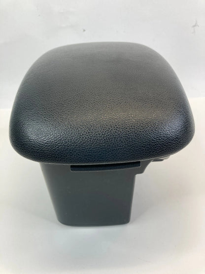 2010-2013 KIA SOUL CENTER CONSOLE ARMREST STORAGE COMPARTMENT 300-00200 OEM