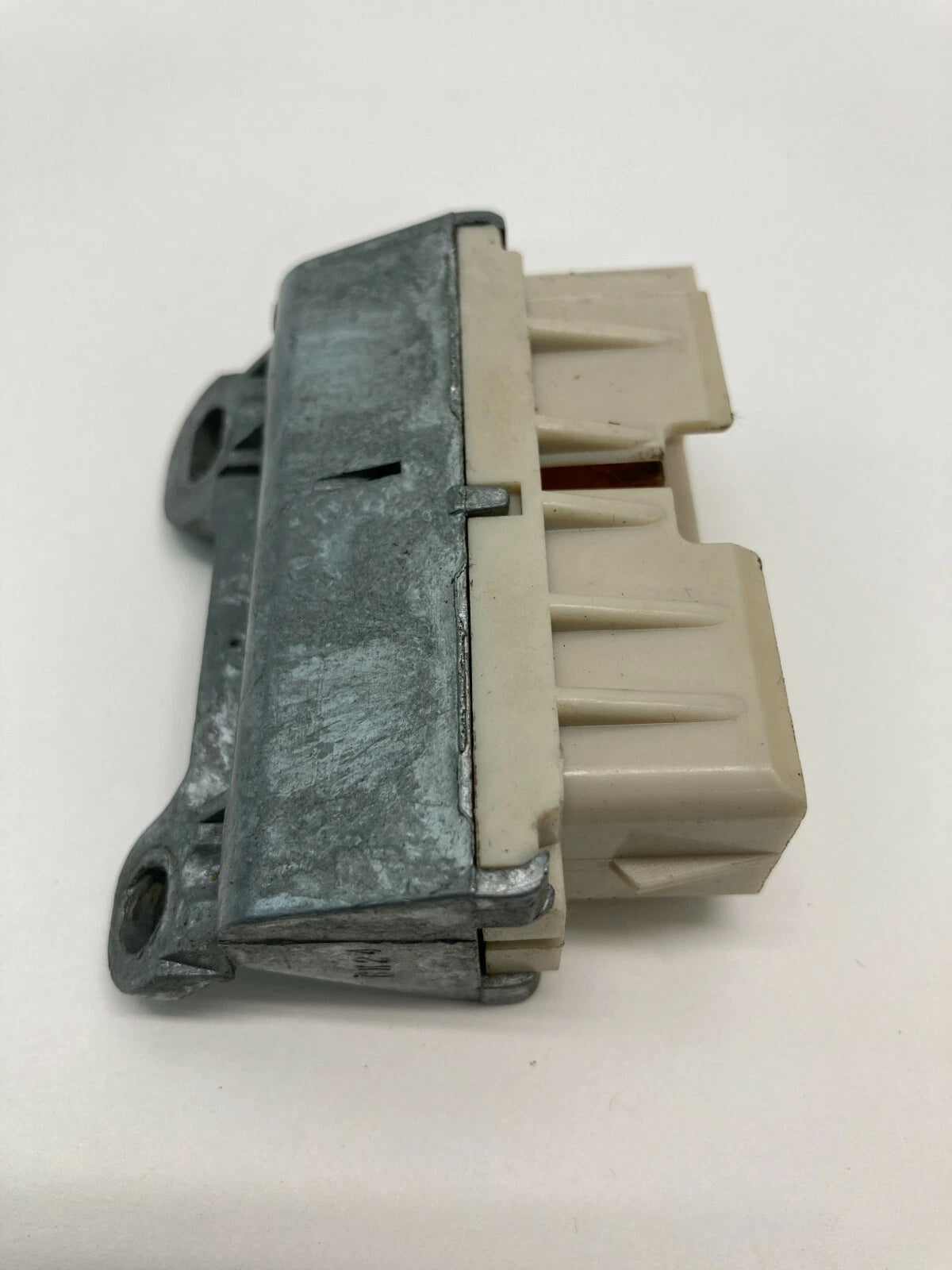 1987 MERCURY GRAND MARQUIS IGNITION SWITCH STARTER CONTROL MODULE E6EC11572-AA