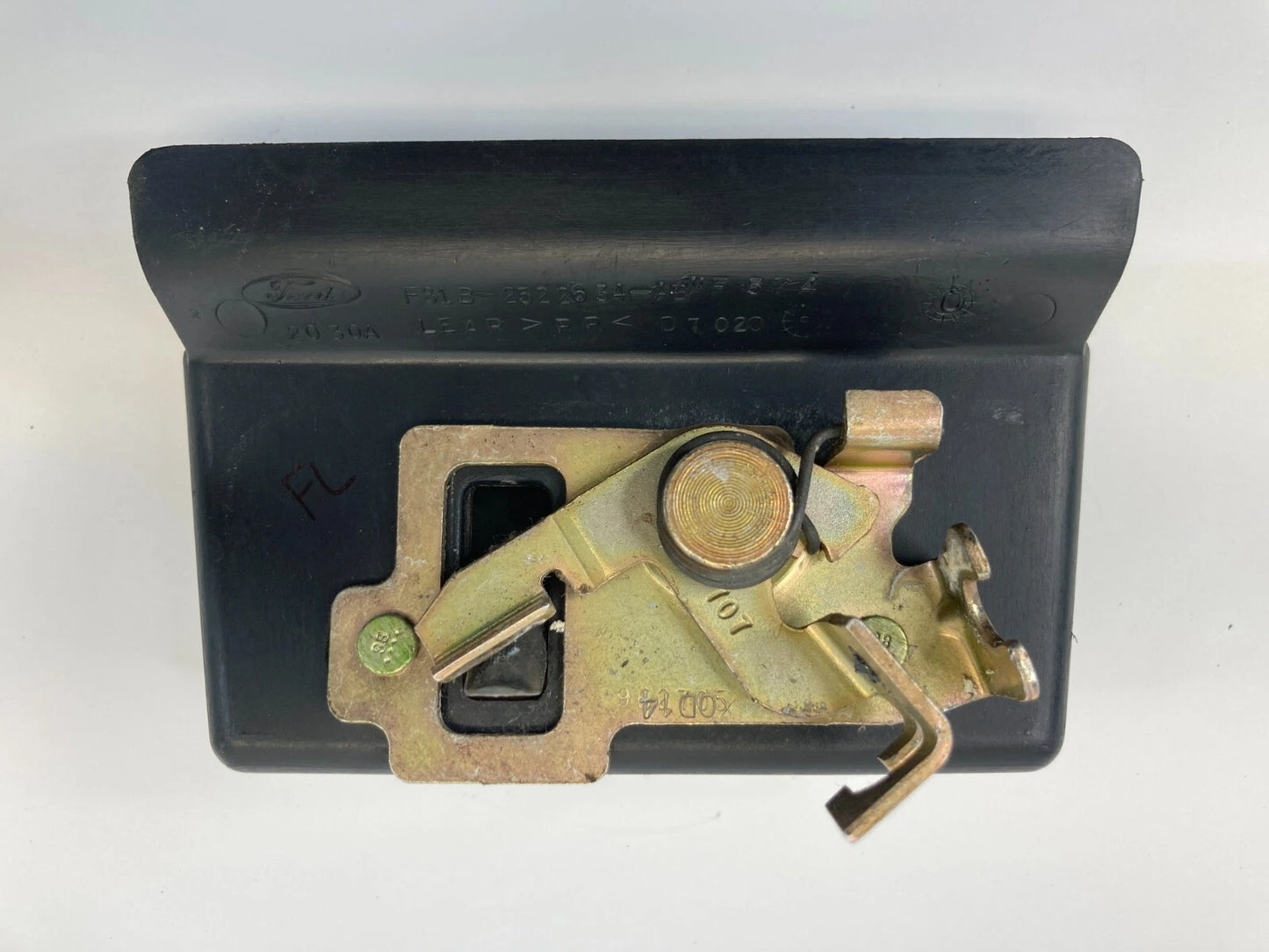 2000-2005 FORD EXCURSION FRONT LEFT DRIVER SIDE INTERIOR INNER DOOR HANDLE ASSY