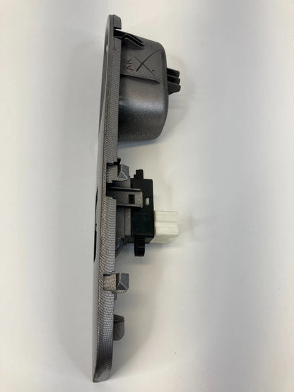 2007-2009 NISSAN VERSA REAR RIGHT PASSENGER SIDE WINDOW SWITCH 82960-EM31A
