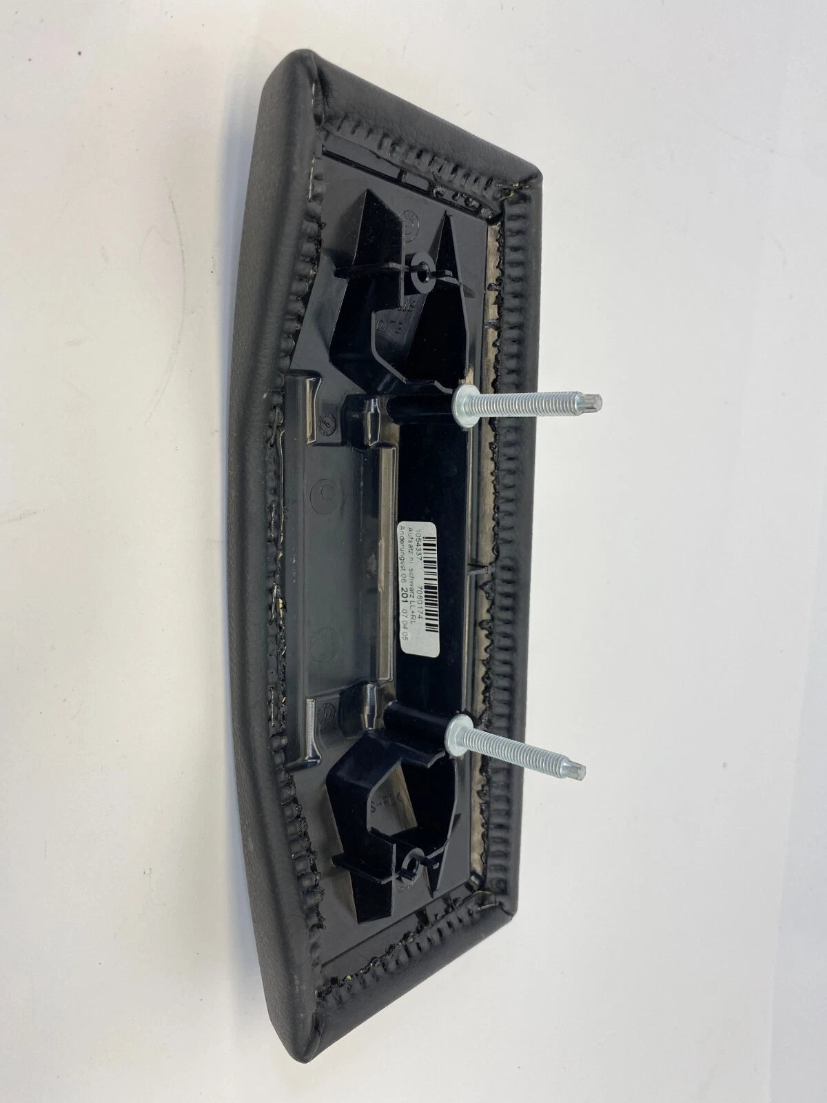 04-07 BMW 530I 525I REAR CENTER CONSOLE ARMREST TRIM PANEL BEZEL 7060174 OEM