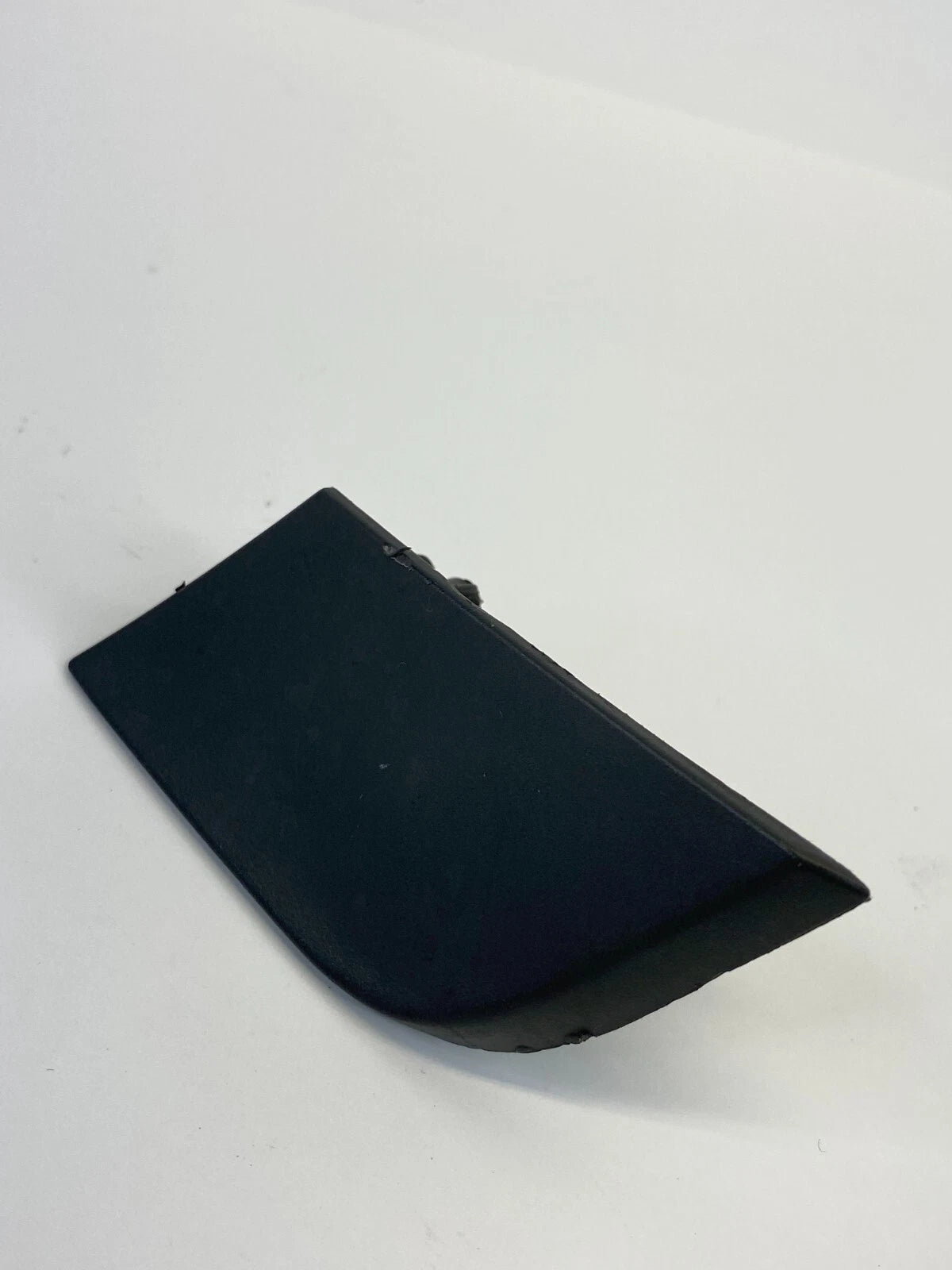 2007-2011 CHEVROLET AVEO FRONT RIGHT PASSENGER DOOR HANDLE BEZEL COVER TRIM CAP