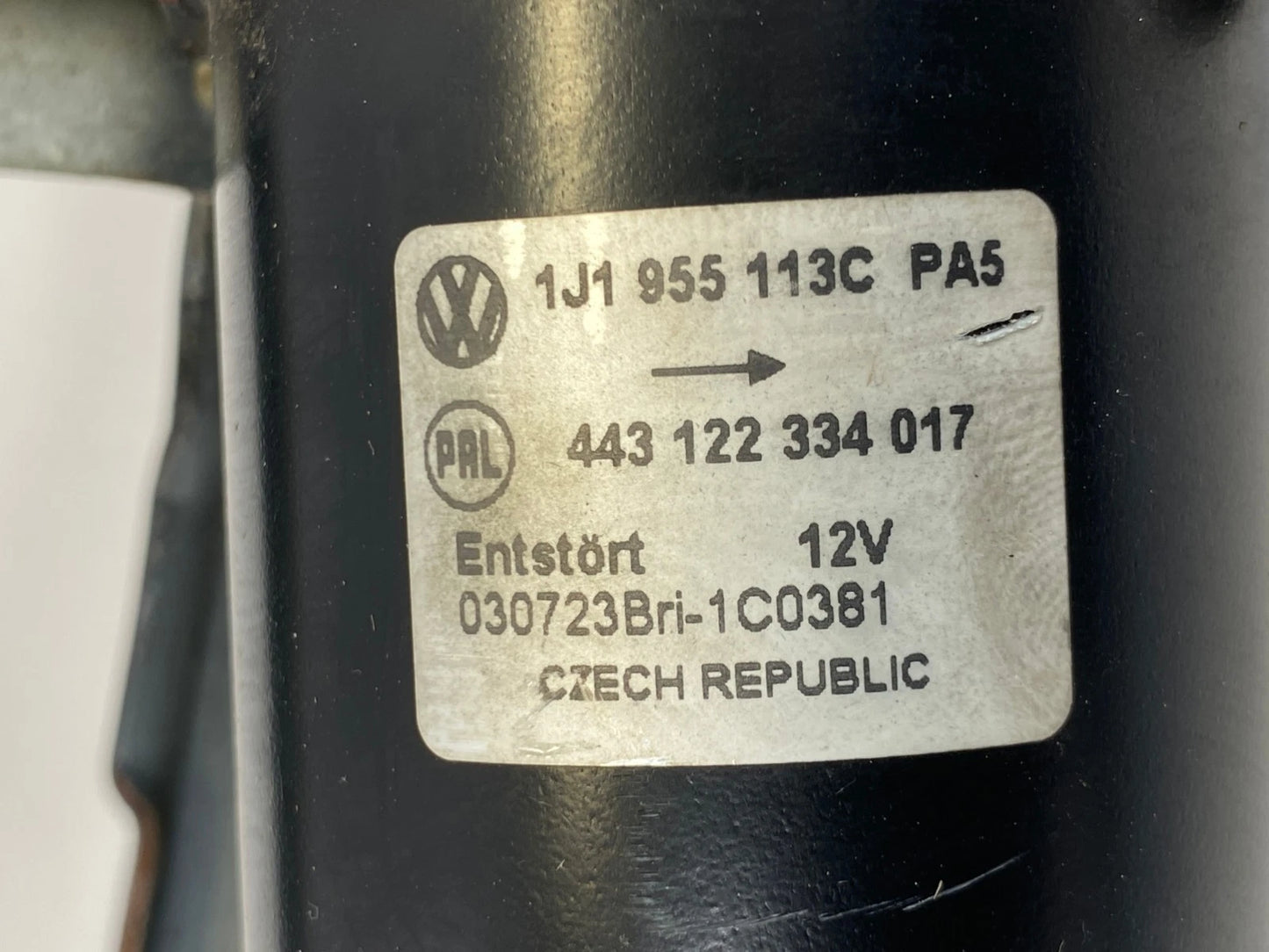 1999-2005 VOLKSWAGEN JETTA WINDSHIELD WIPER MOTOR FRONT OEM FACTORY 1J1-955-113C