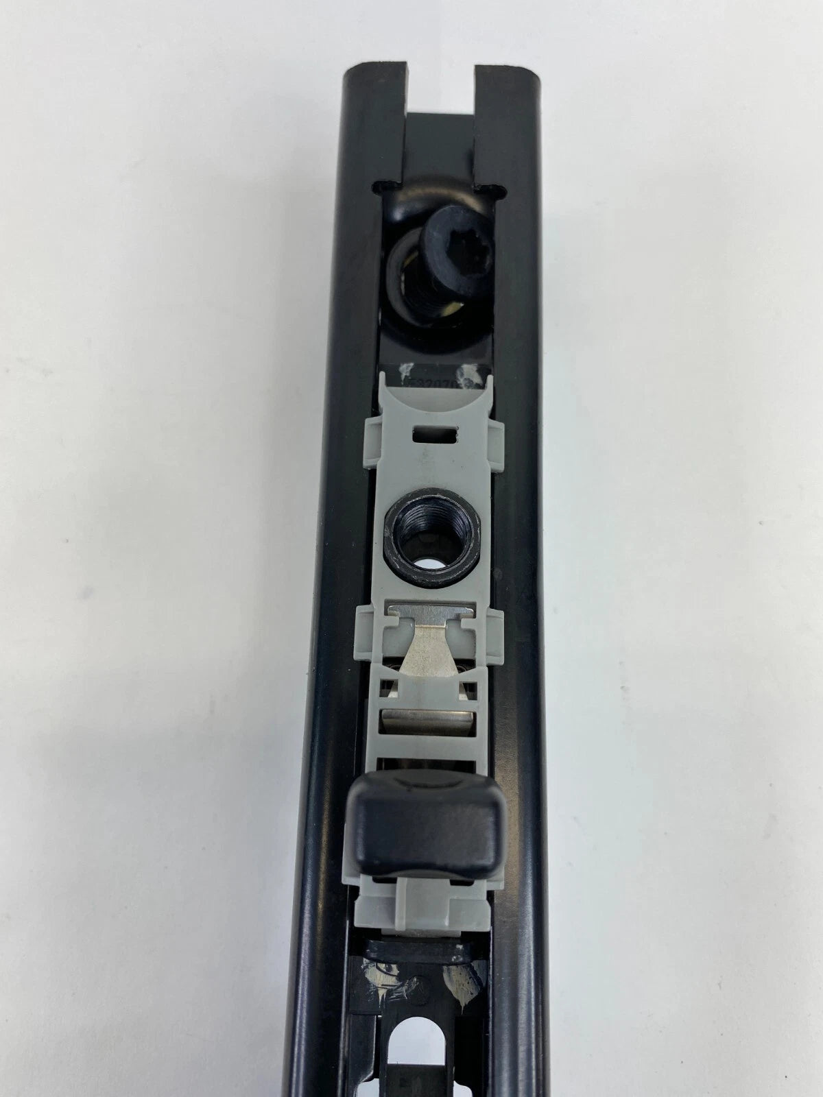 01-04 DODGE CARAVAN FRONT RIGHT SIDE SEAT BELT HEIGHT ADJUSTER 04680460AH OEM