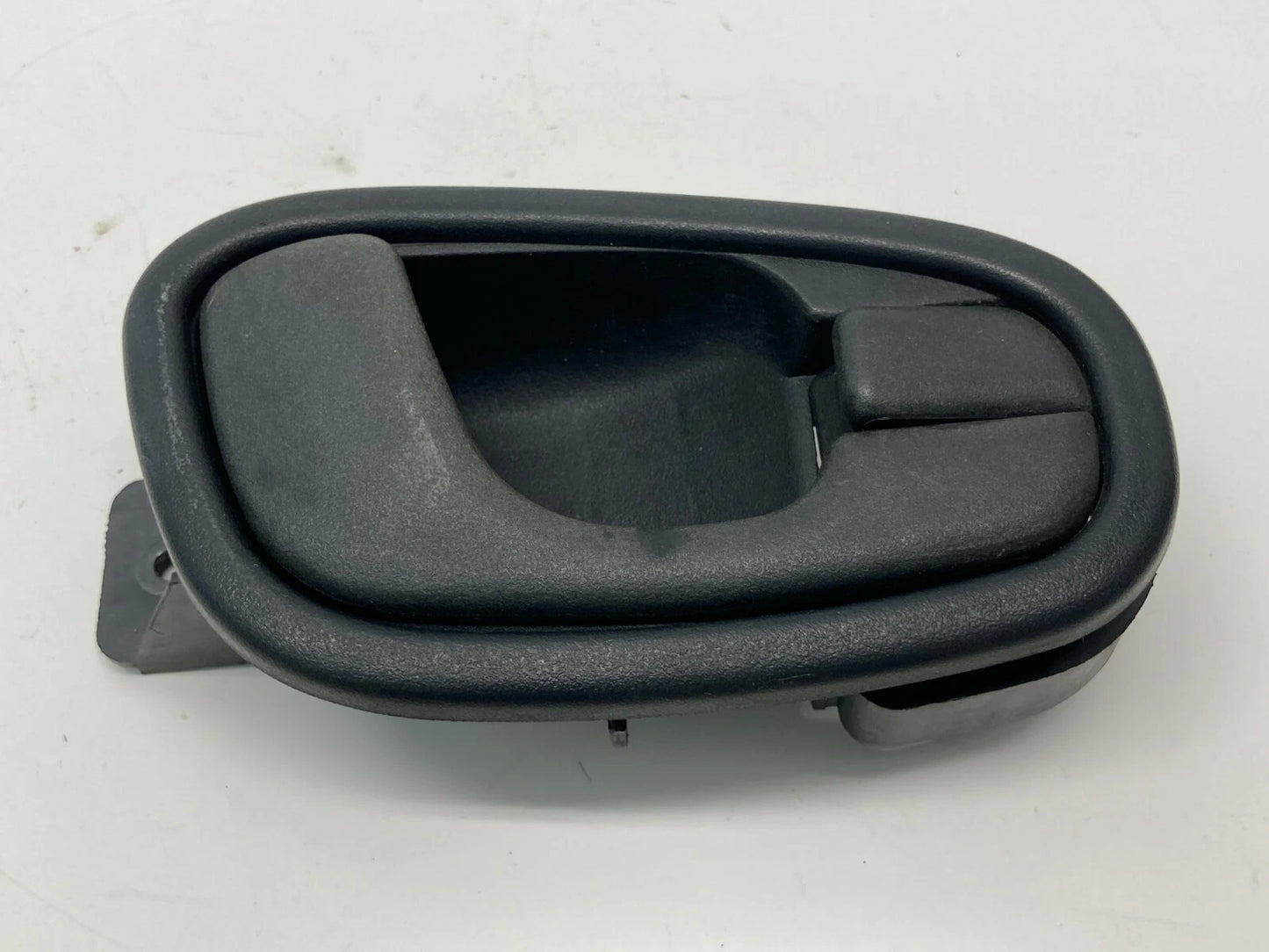 1999-2002 DAEWOO LANOS REAR RIGHT PASSENGER SIDE INTERIOR INNER DOOR HANDLE OEM
