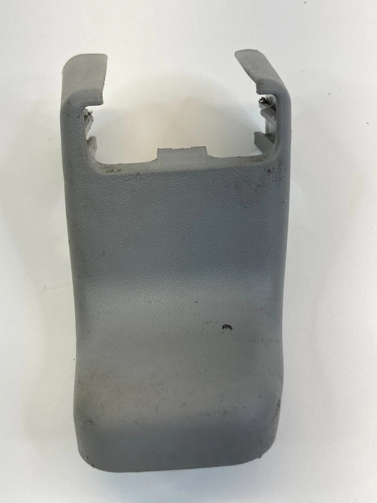 07-11 TOYOTA CAMRY FRONT LEFT DRIVER SIDE OUTER SEAT RAIL TRACK END COVER TRIM